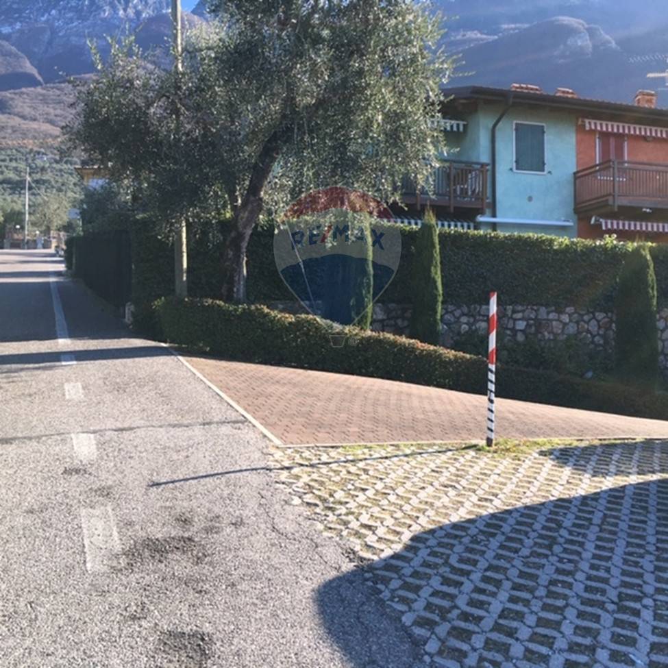 Appartamento BRENZONE vendita    RE/MAX Lago