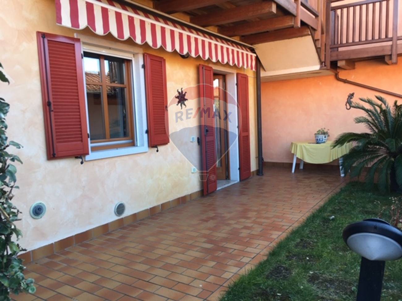 Appartamento BRENZONE vendita    RE/MAX Lago