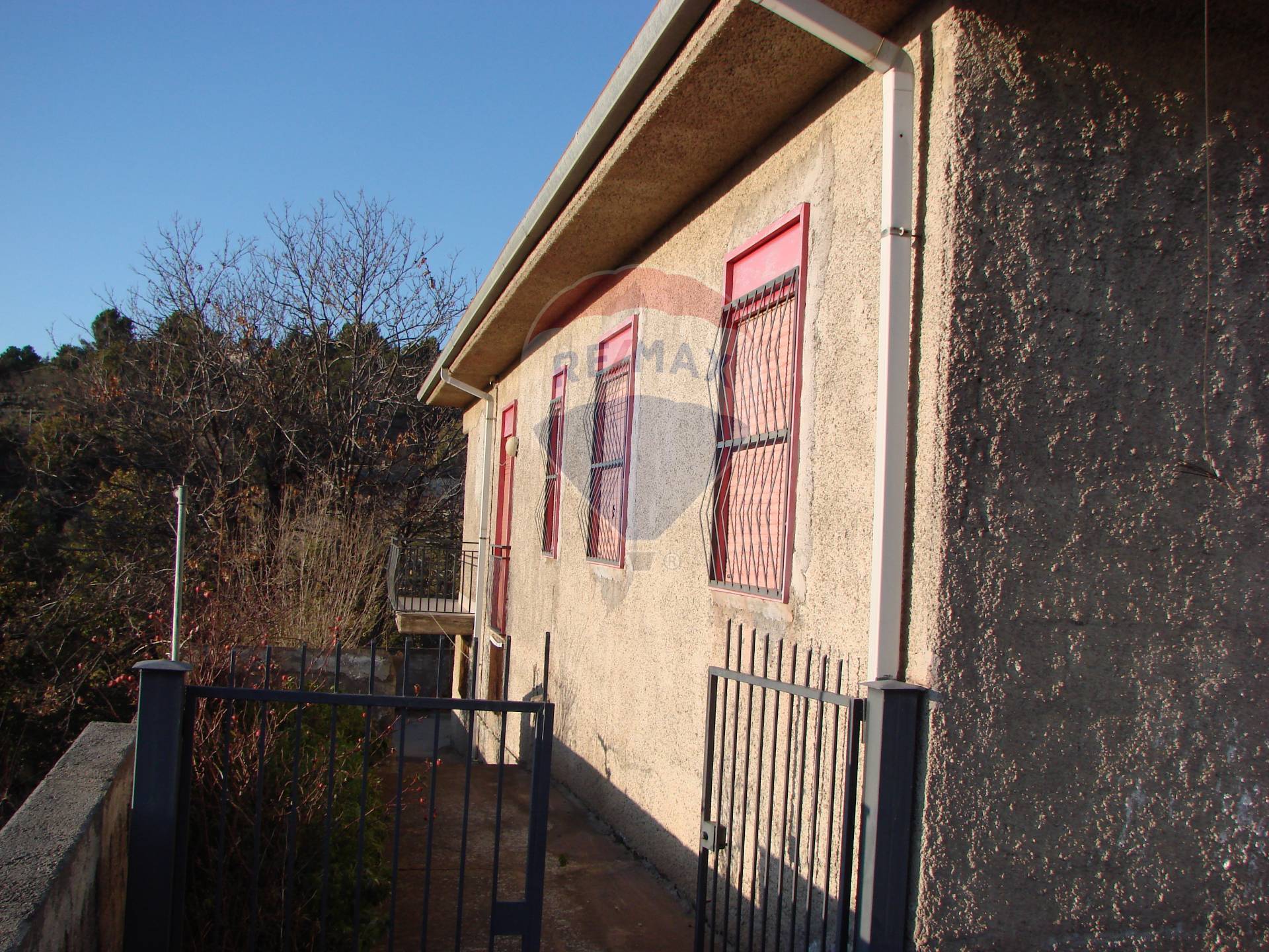 Rustico - Cascina BIANCAVILLA vendita    RE/MAX White House
