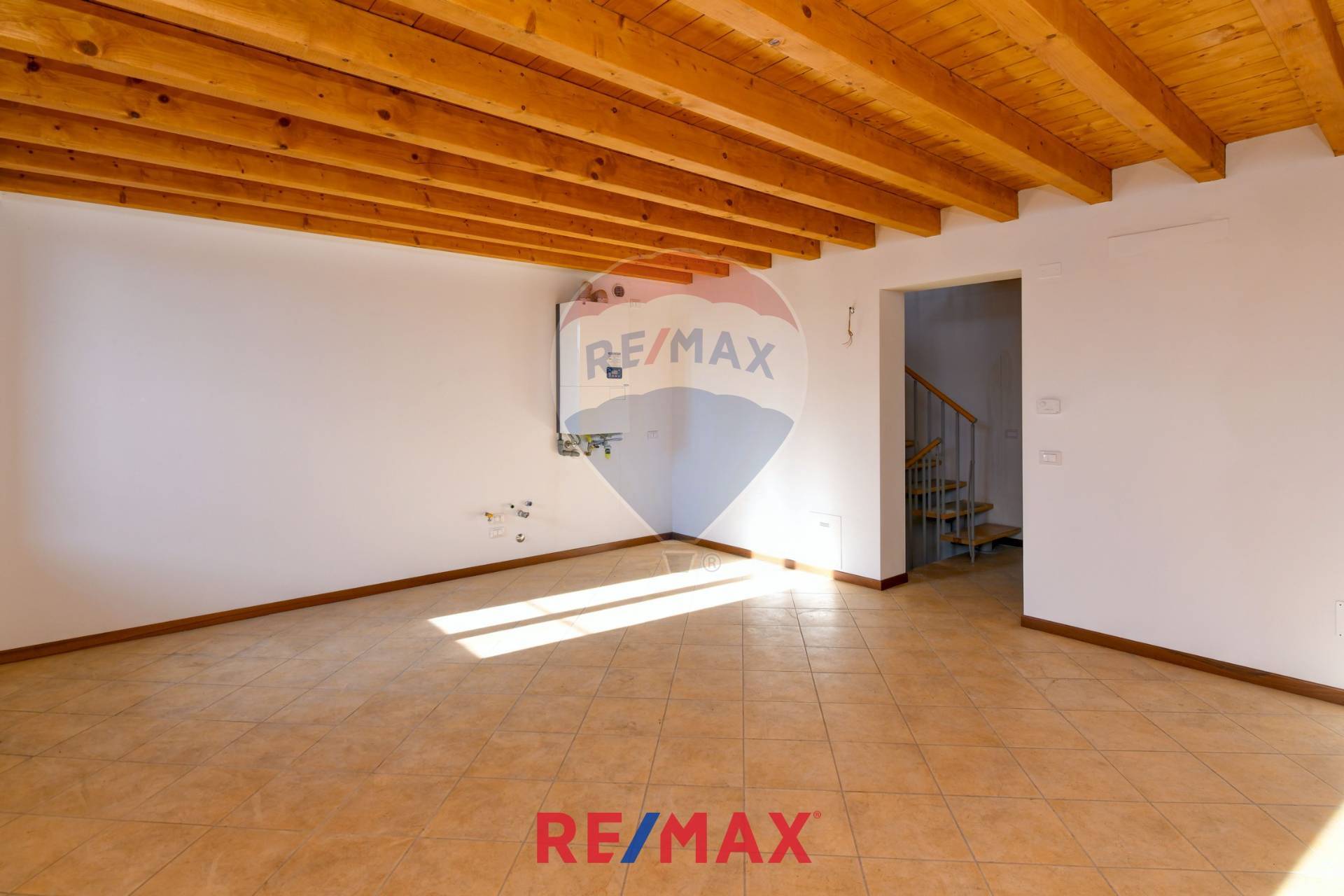 Appartamento GARDONE RIVIERA vendita  Gardone Sotto  RE/MAX Edilfin