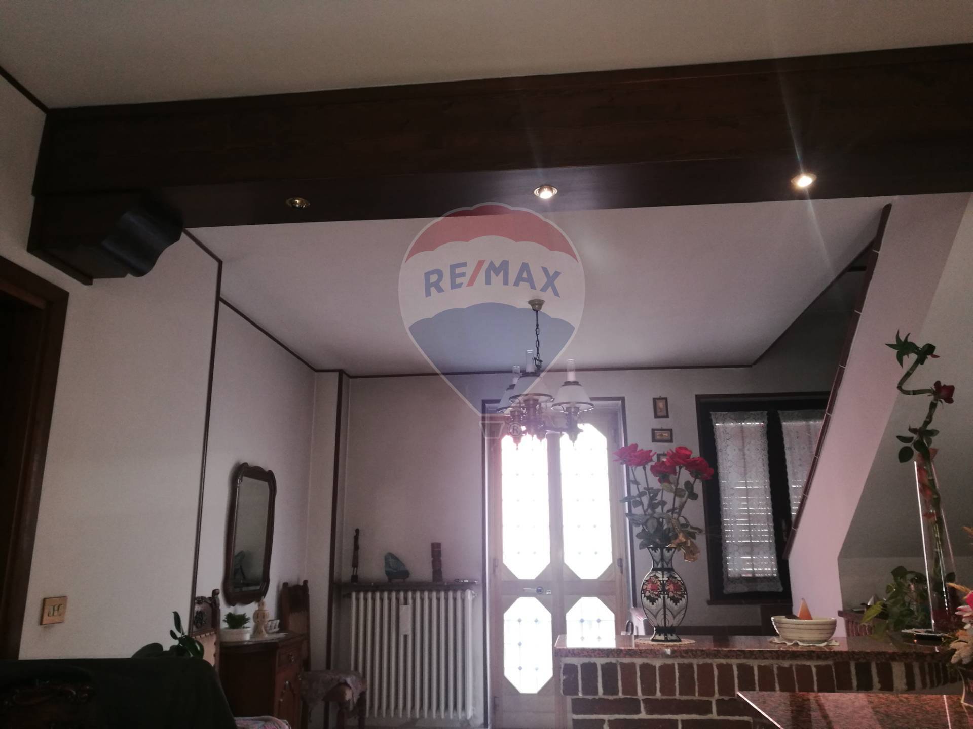 Villa Bifamiliare BOSCONERO vendita    RE/MAX Sfera