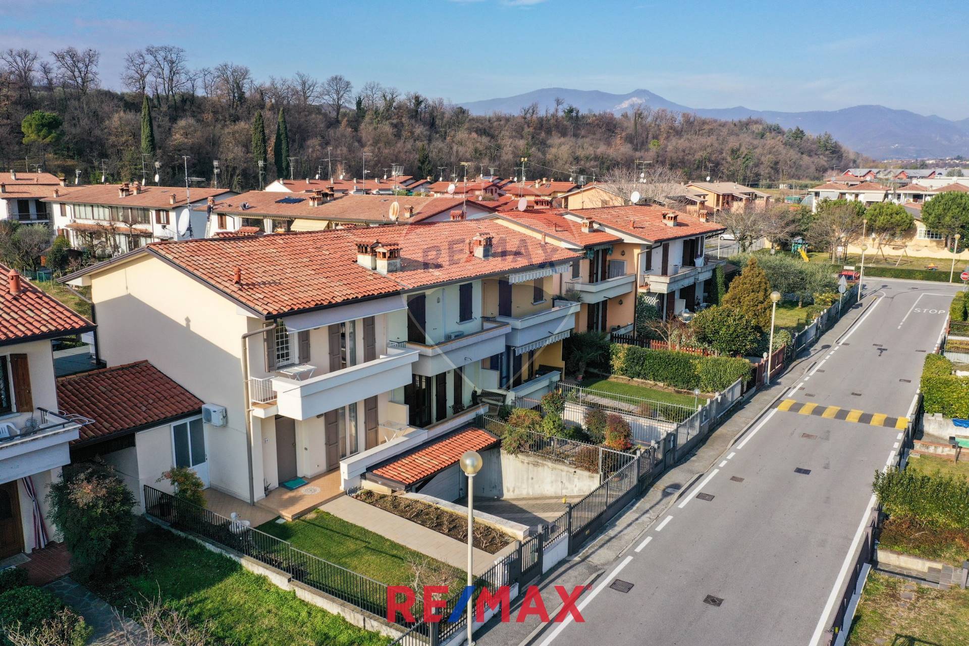  puegnago-sul-garda vendita quart: raffa re-max-edilfin