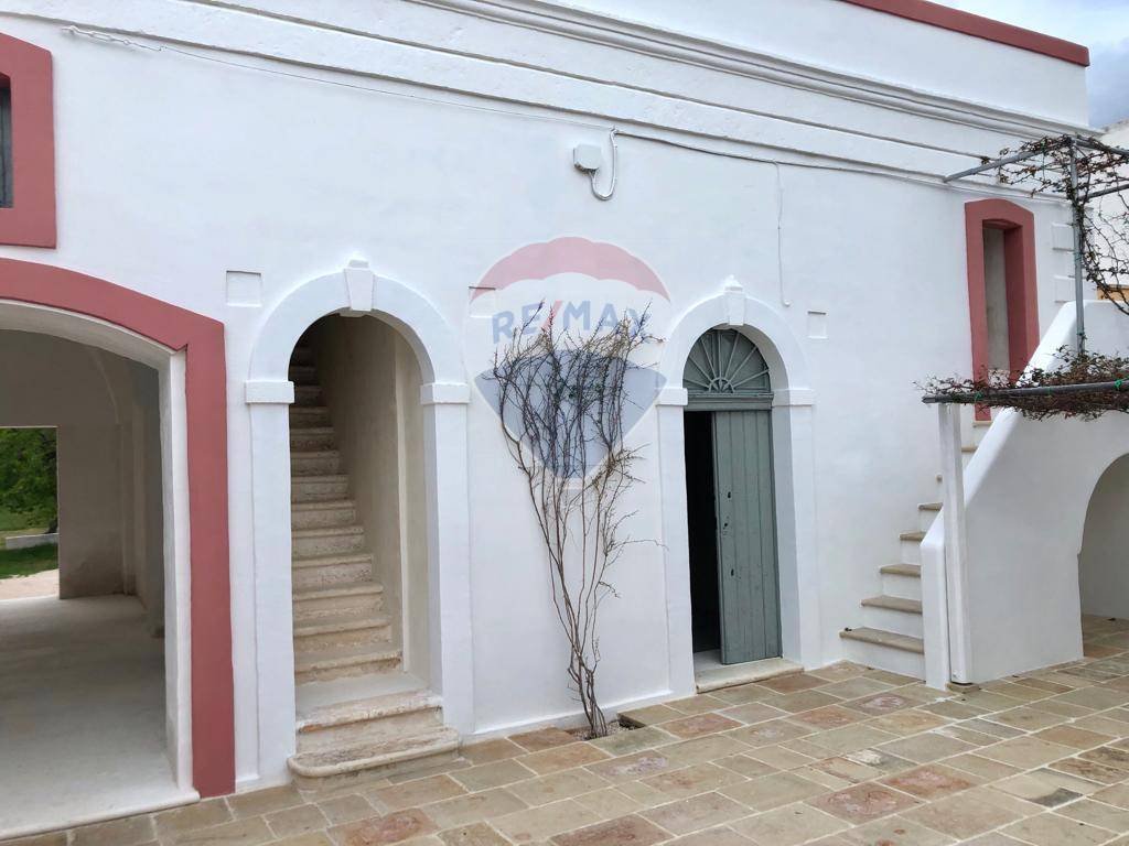 Rustico - Cascina FASANO vendita    RE/MAX Acquachiara
