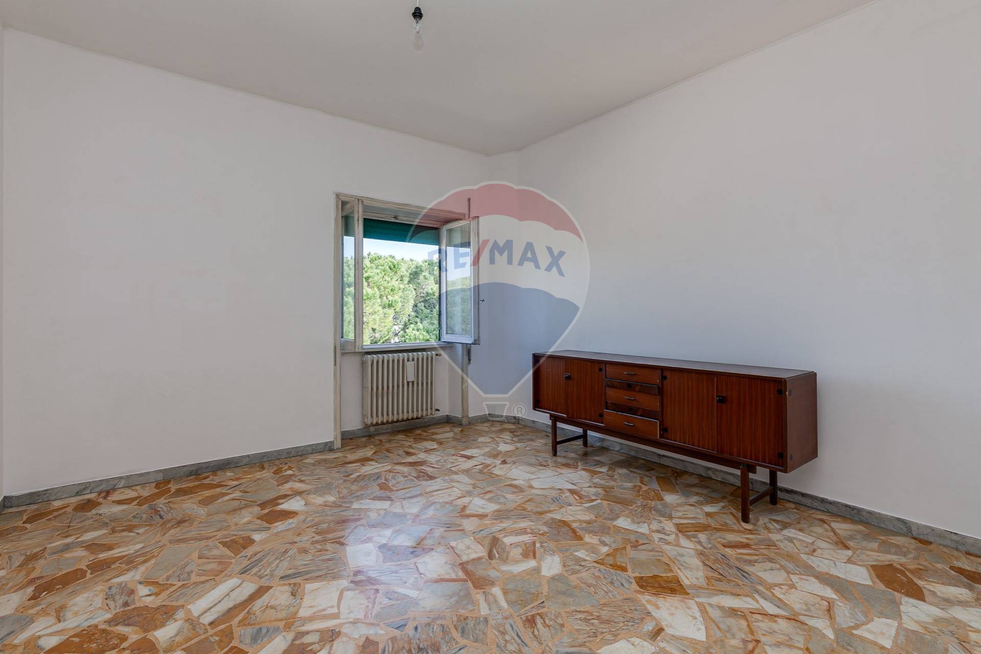 Appartamento ROMA vendita  Tomba di Nerone  RE/MAX Aliante