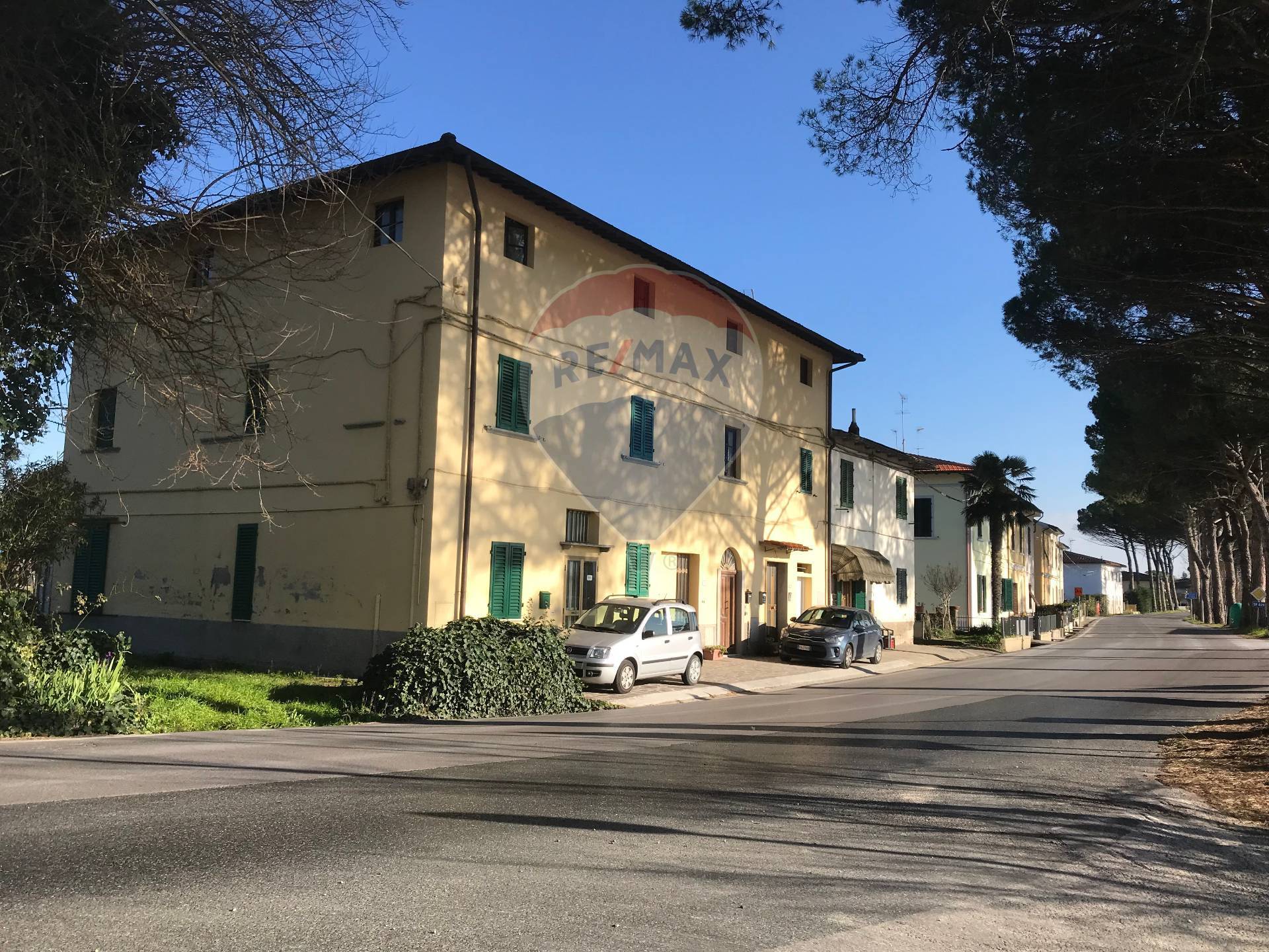  empoli vendita quart: molin nuovo re/max ideale