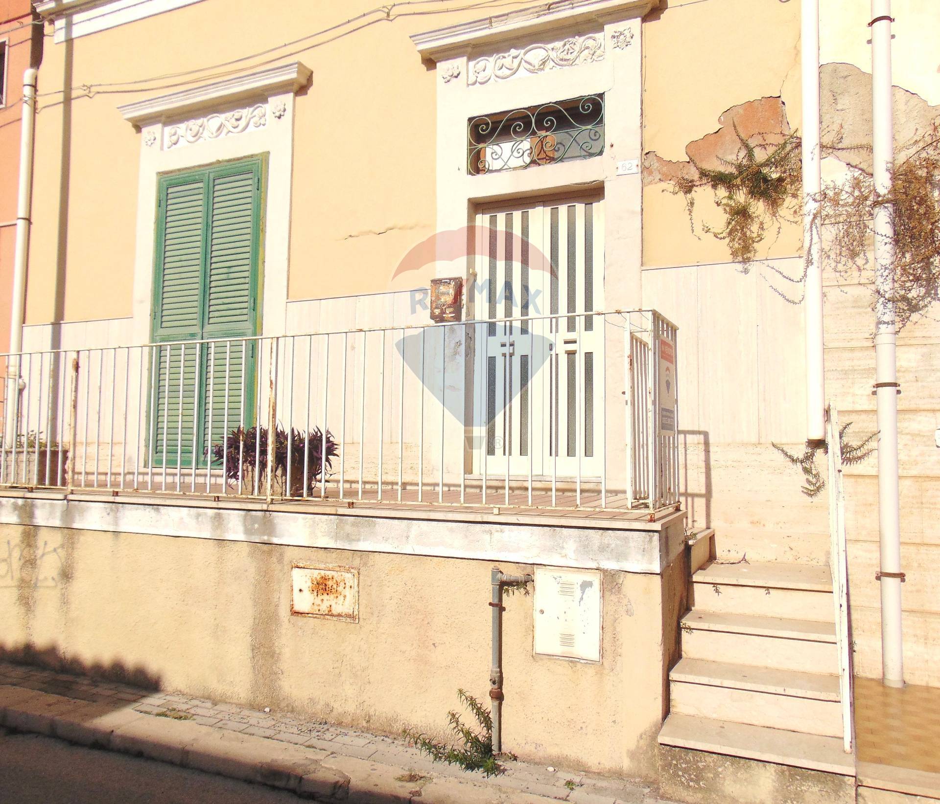Villa Unifamiliare - Indipendente POZZALLO vendita  Centro  RE/MAX Prima Classe