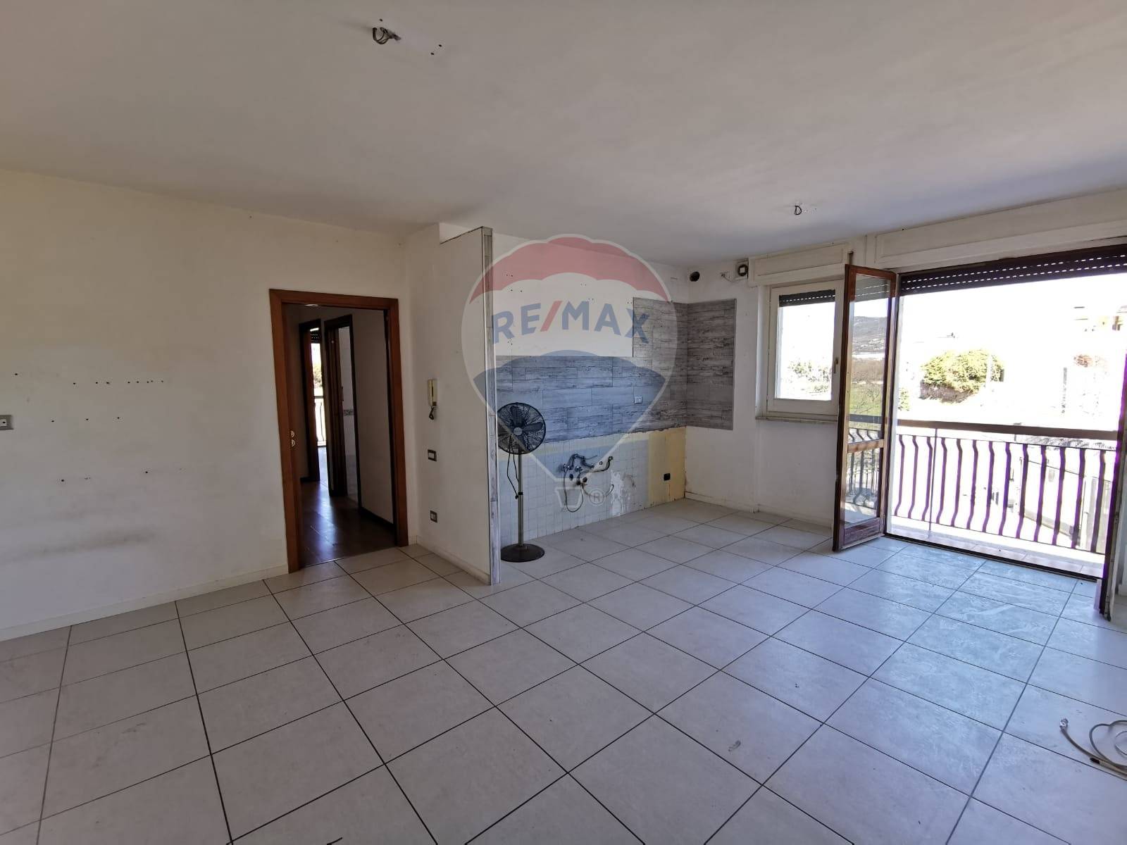 Appartamento SALERNO vendita  Fuorni  RE/MAX Incentro