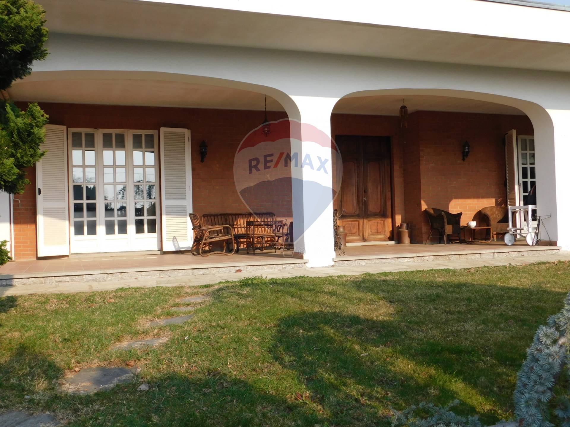 Villa CAMBURZANO vendita    RE/MAX Unit