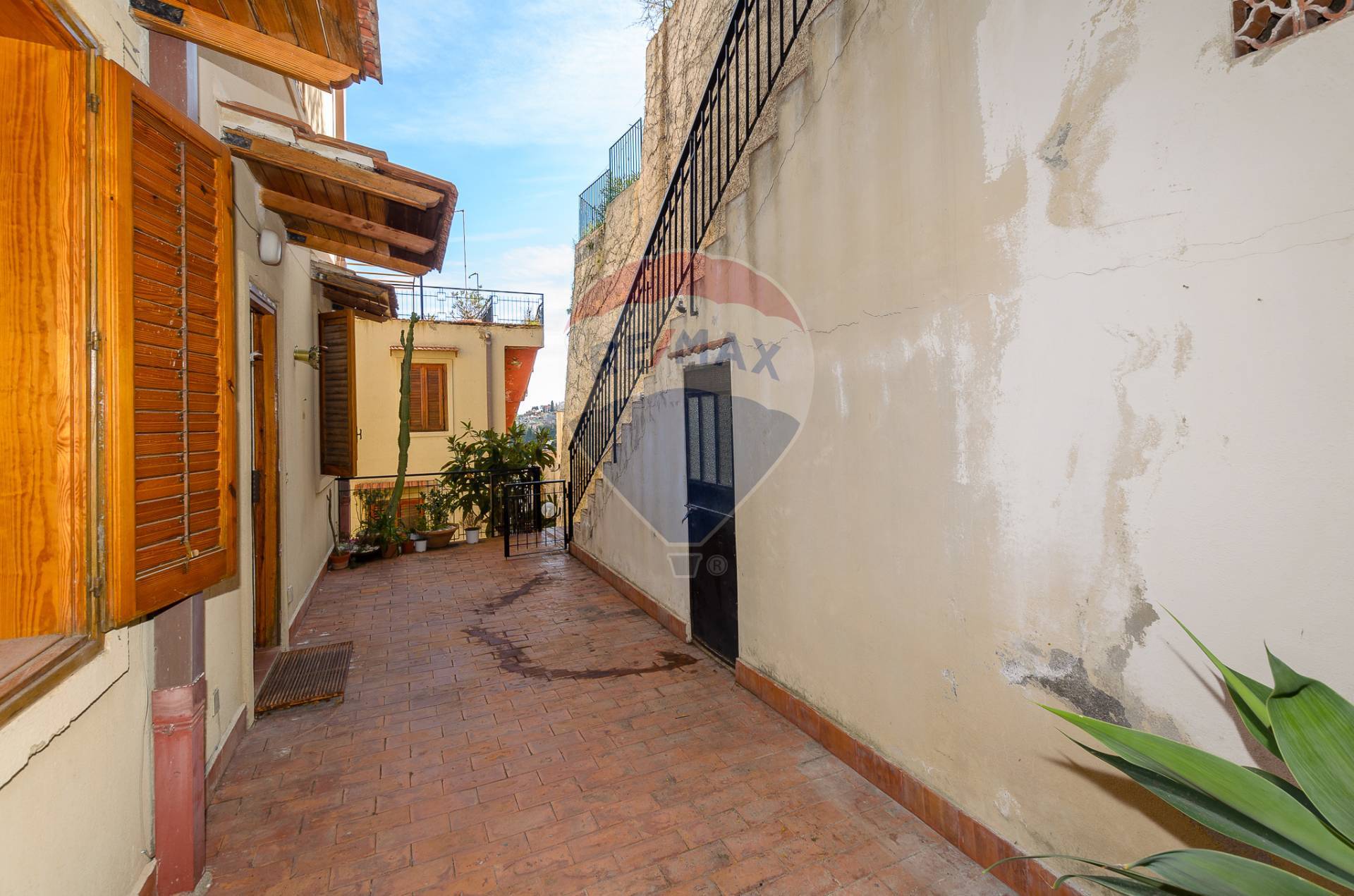 Appartamento TAORMINA vendita  Centro  RE/MAX Crea Casa