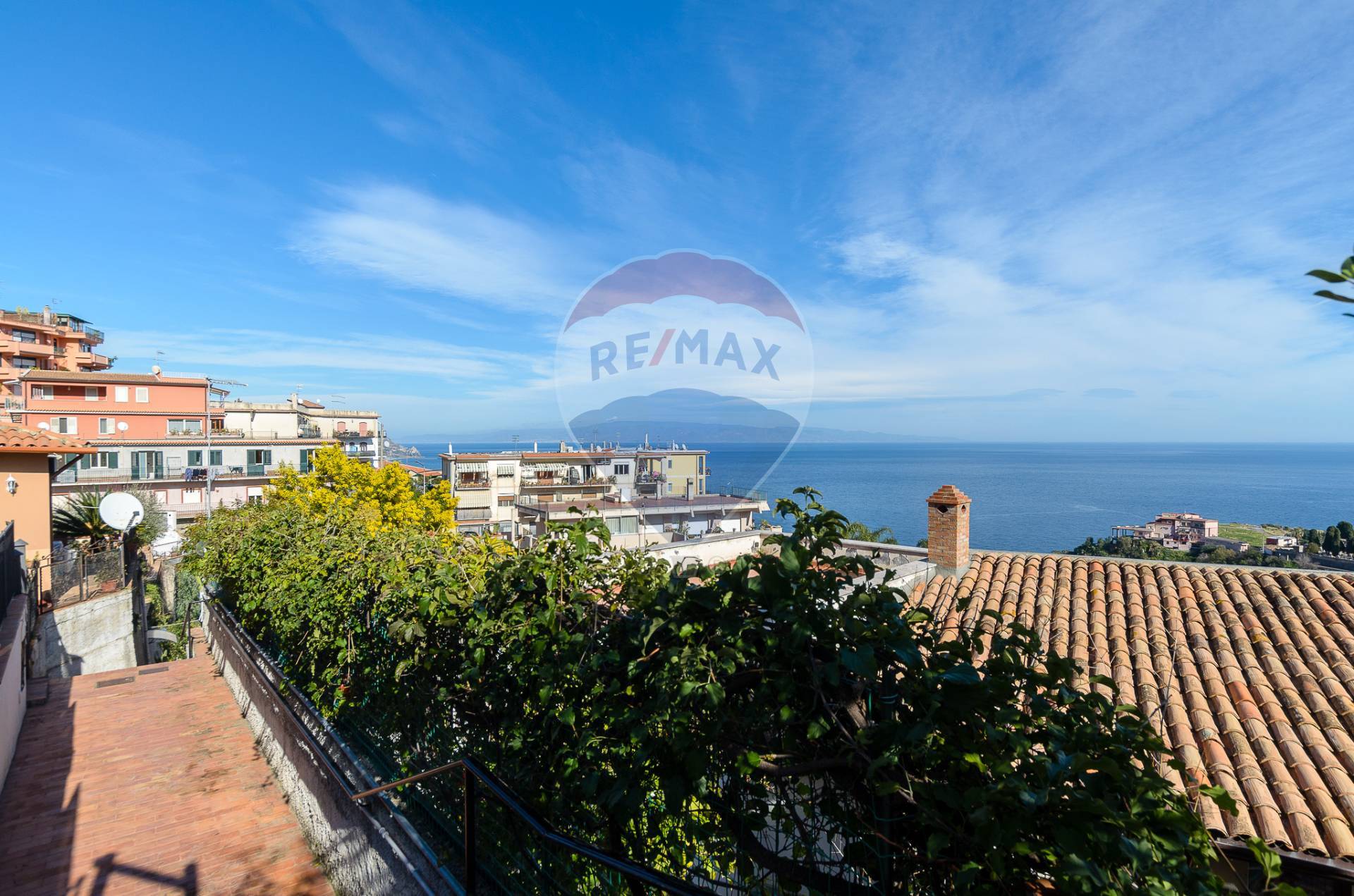 Appartamento TAORMINA vendita  Centro  RE/MAX Crea Casa