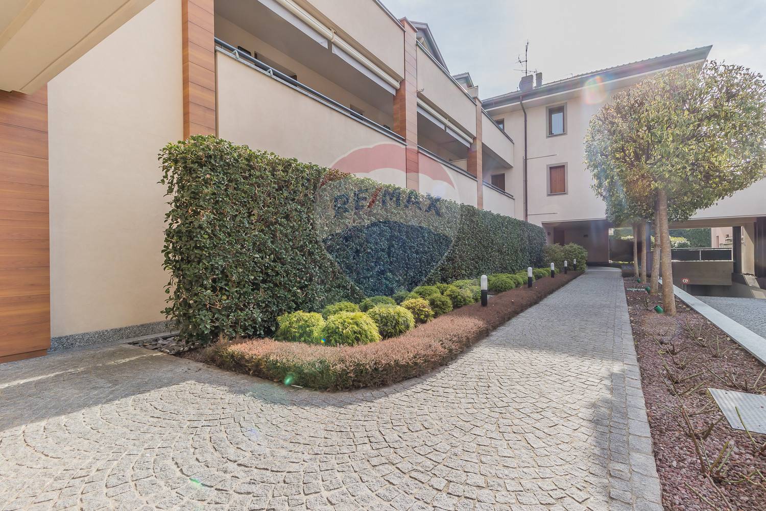 Appartamento GIUSSANO vendita    RE/MAX Futura Immobiliare