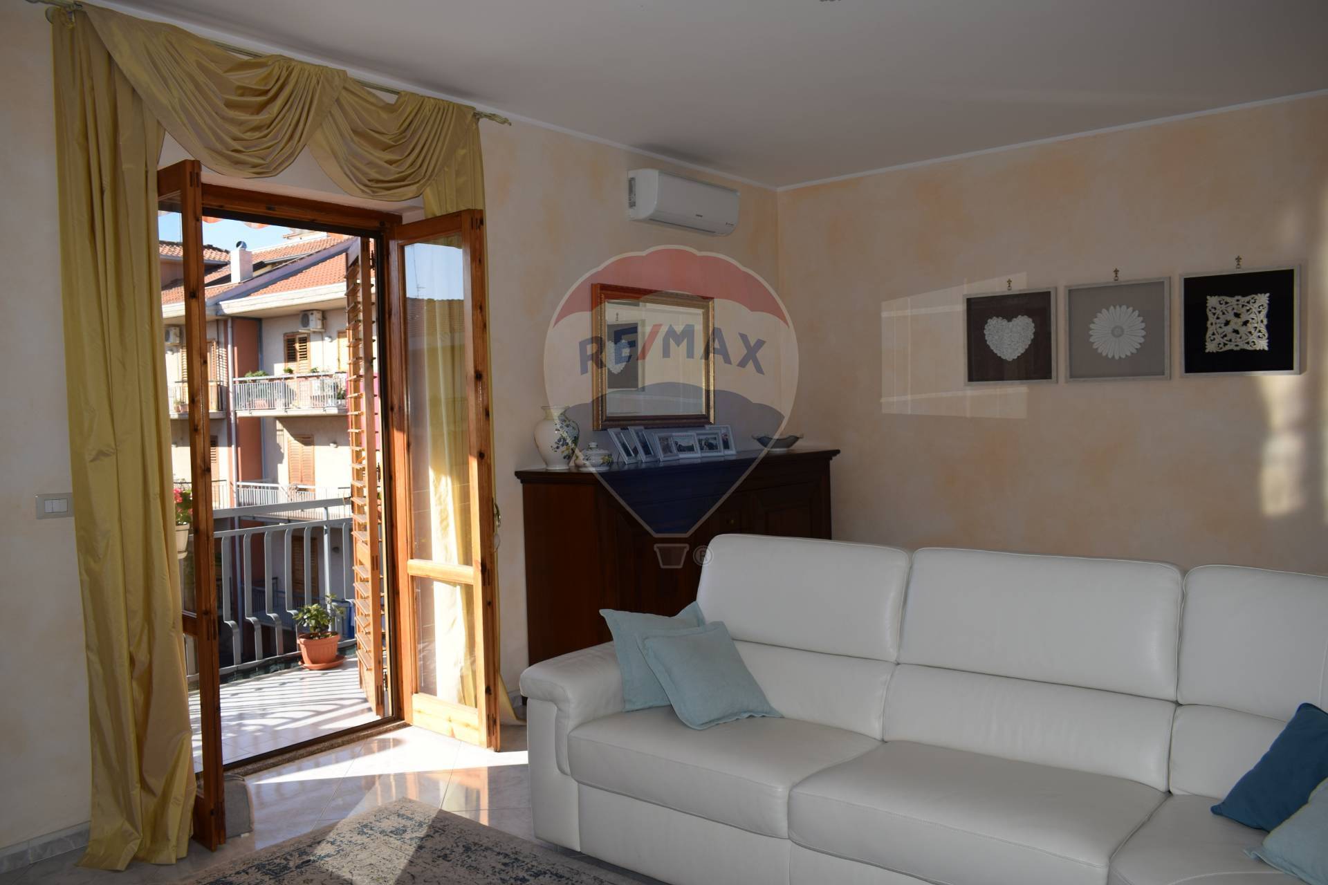 Appartamento ACI CATENA vendita    RE/MAX White House