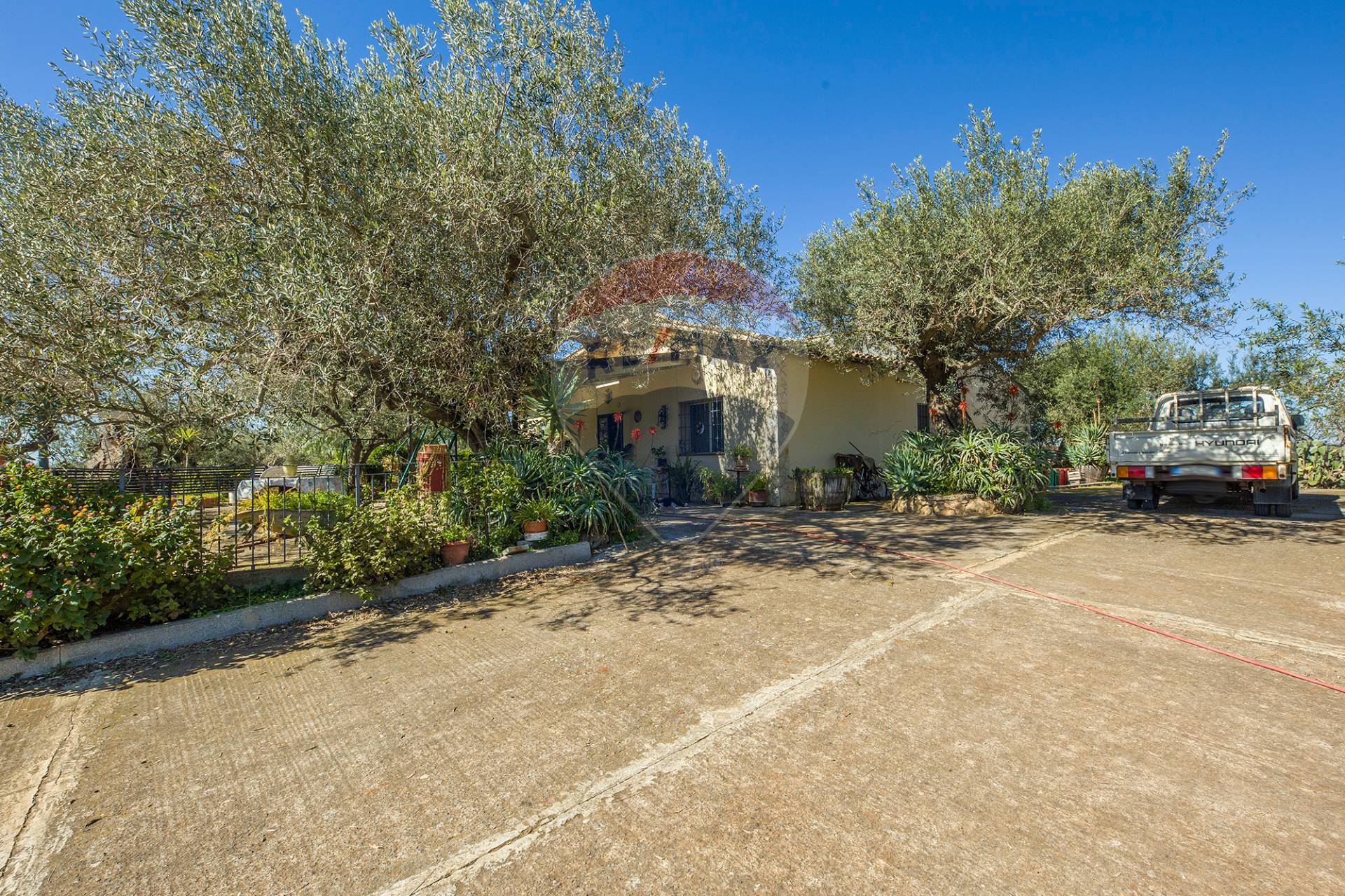 Villa Unifamiliare - Indipendente CALTAGIRONE vendita    RE/MAX City Home