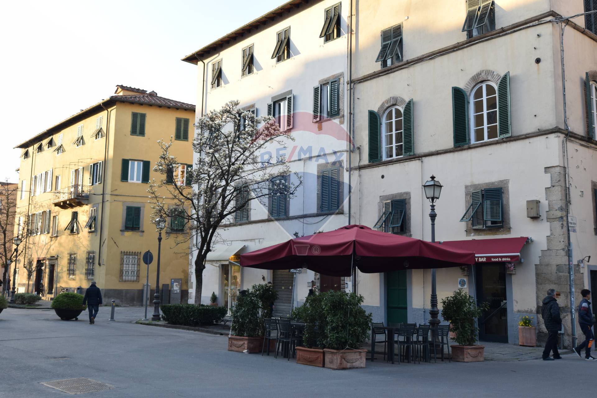 Appartamento LUCCA vendita  Centro storico  RE/MAX Domus Consulting