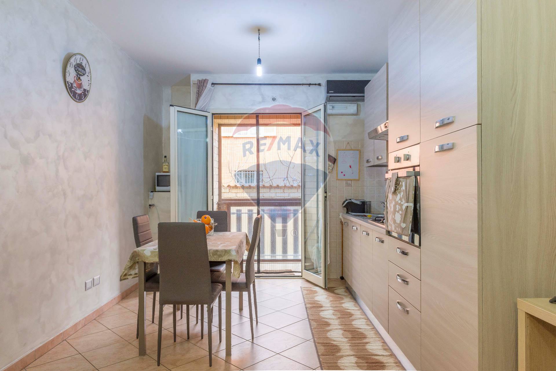  roma vendita quart: finocchio re/max opzione casa