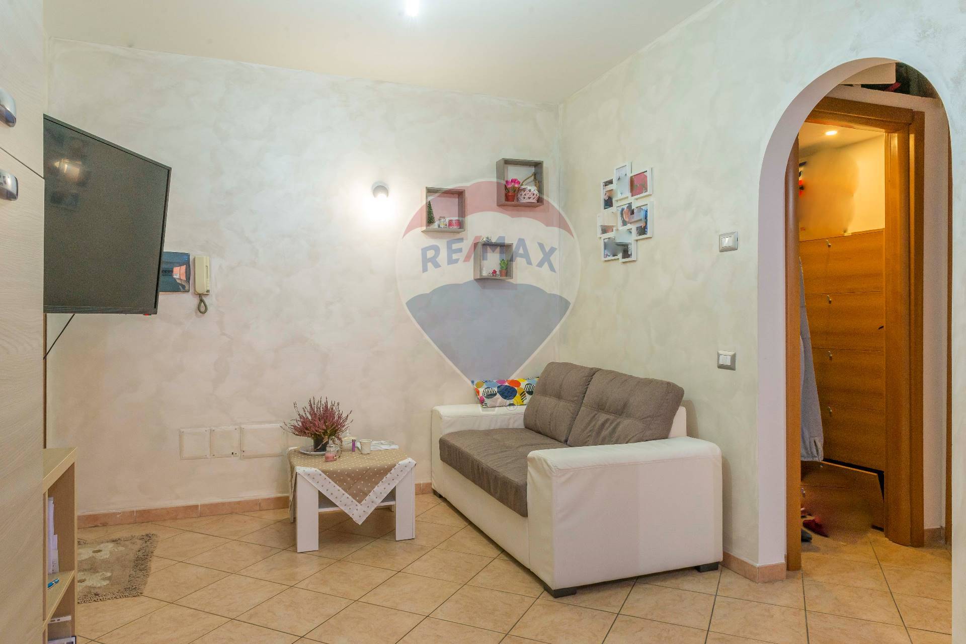 Appartamento ROMA vendita  Finocchio  RE/MAX Opzione Casa