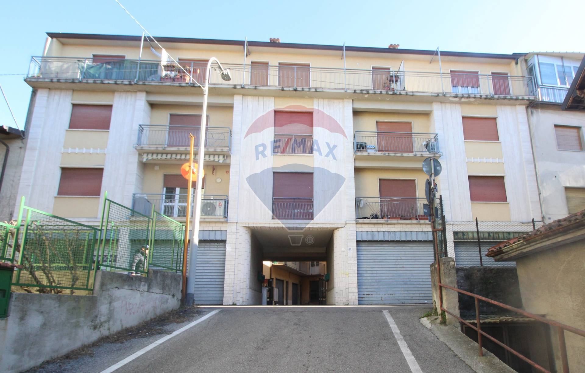  ponte-san-pietro vendita quart:  re-max-evolution-project