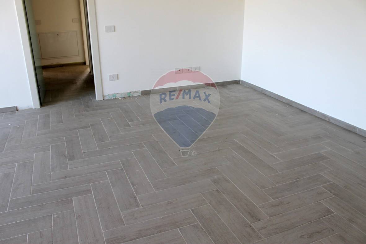 Appartamento CADORAGO vendita    RE/MAX Essenza