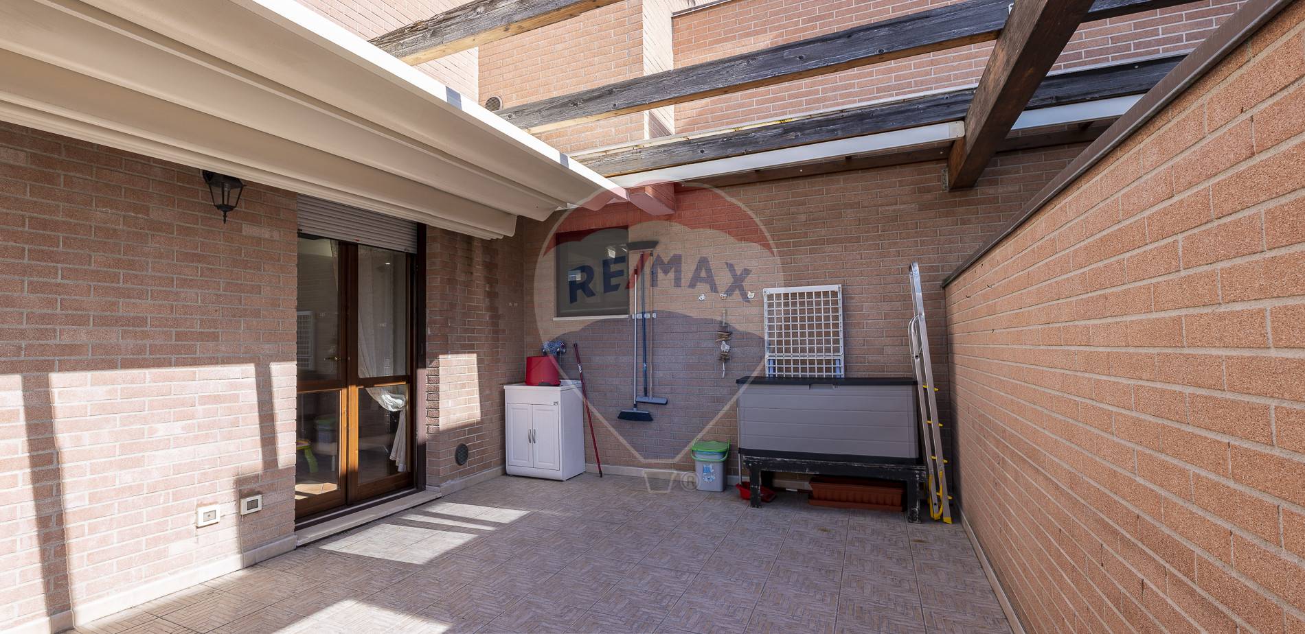 Appartamento FALCONARA MARITTIMA vendita  Tesoro  RE/MAX Centro Casa