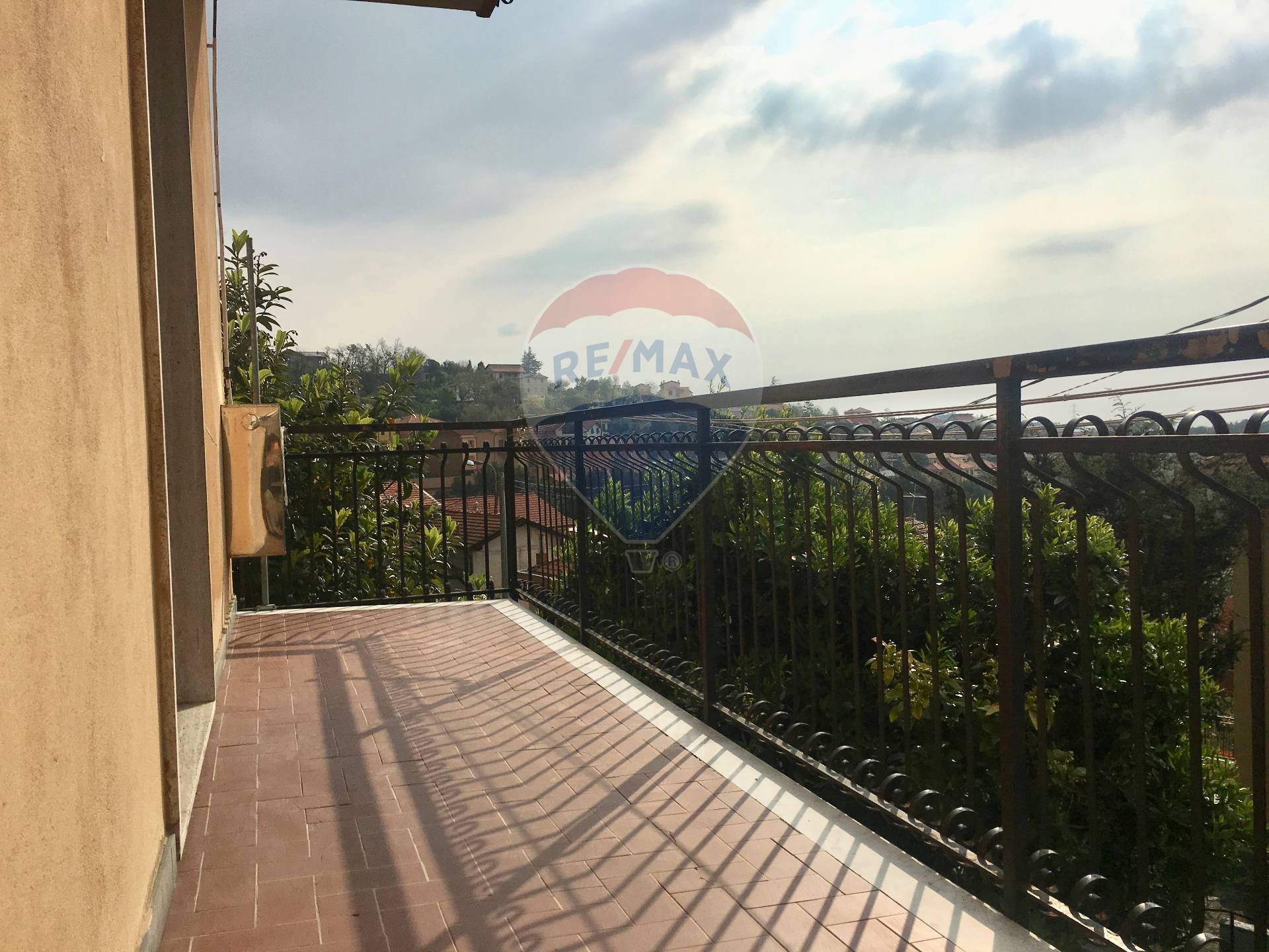 Appartamento COGOLETO vendita  Sciarborasca  RE/MAX Med