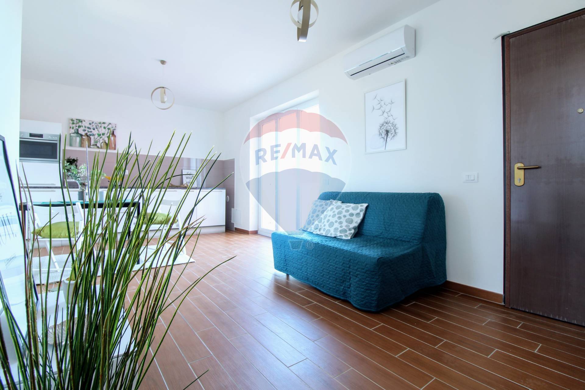  castel gandolfo vendita quart:  re/max castelli