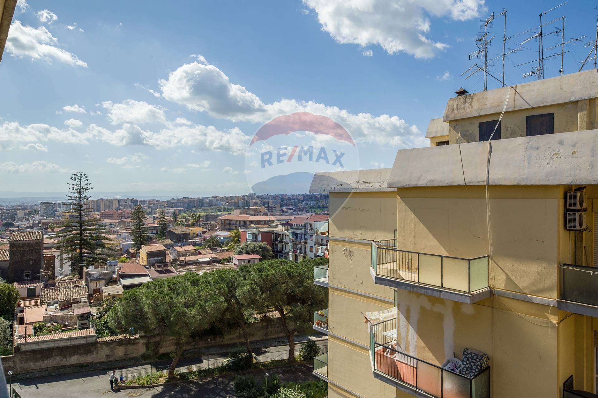  catania vendita quart: cittadella universitaria re-max-city-home