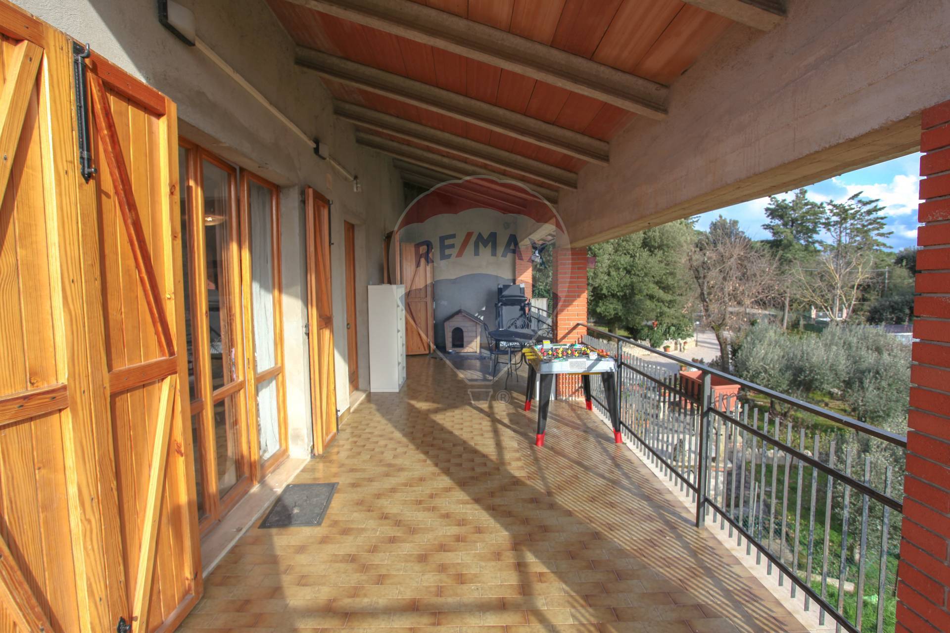  corciano vendita quart: mantignana re/max famosa