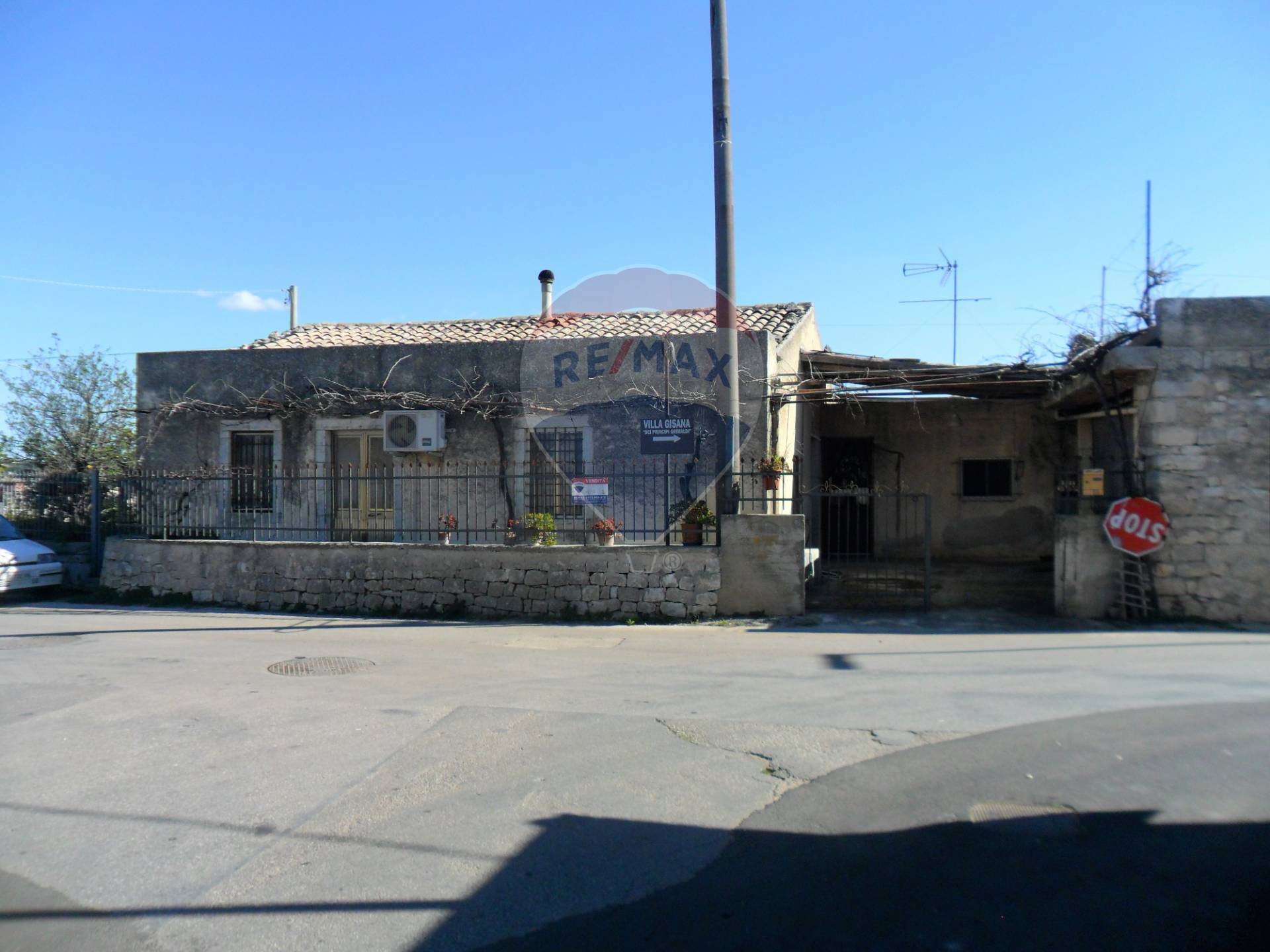 Villa Unifamiliare - Indipendente MODICA vendita  Modica Sorda  RE/MAX Prima Classe