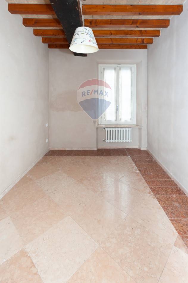 Villa Bifamiliare PARMA vendita  S. Lazzaro - Via Parigi  RE/MAX Alfa