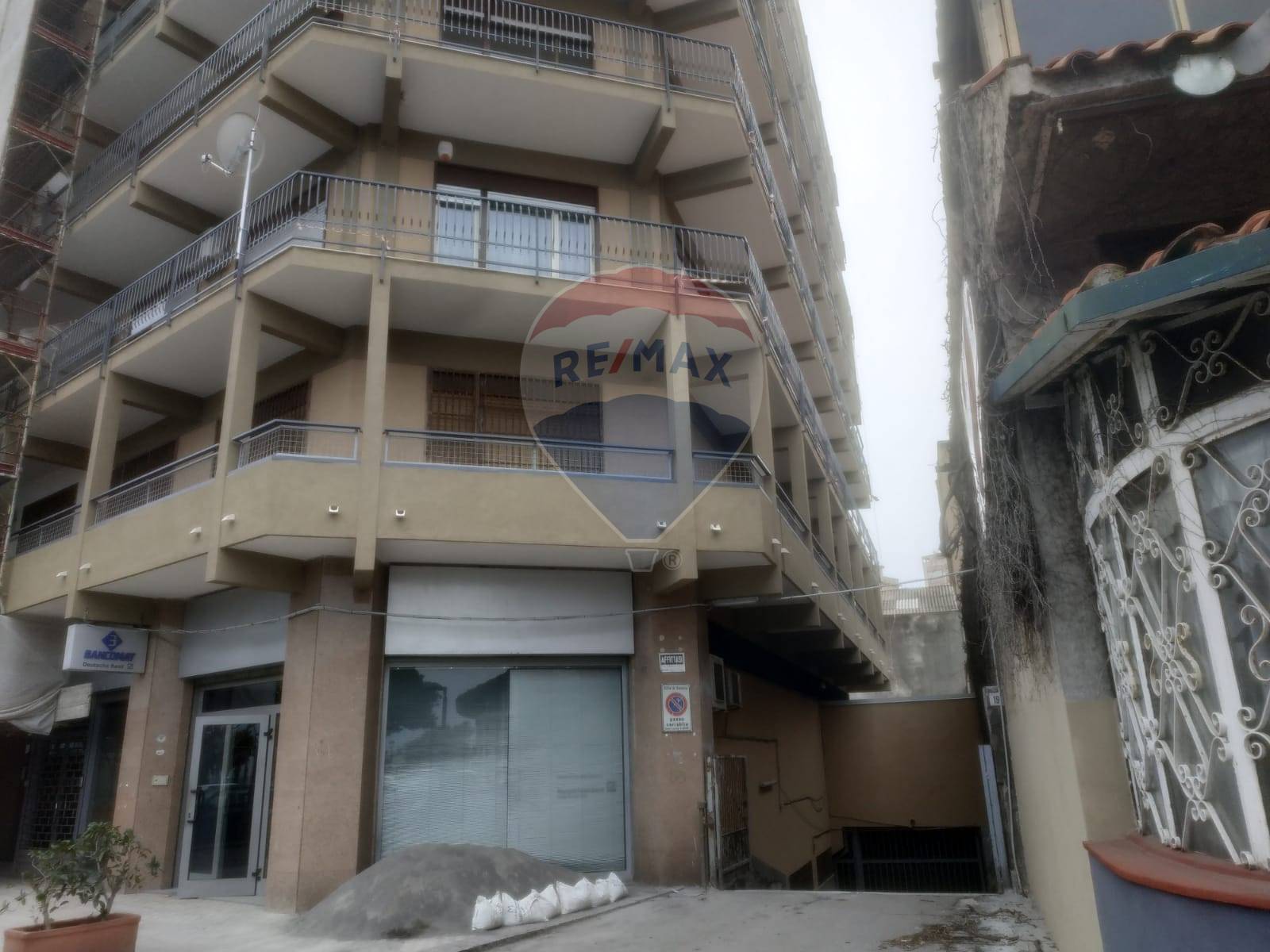 Box auto - Posto auto CATANIA affitto  De Gasperi - p.zza Europa  RE/MAX Tecnica