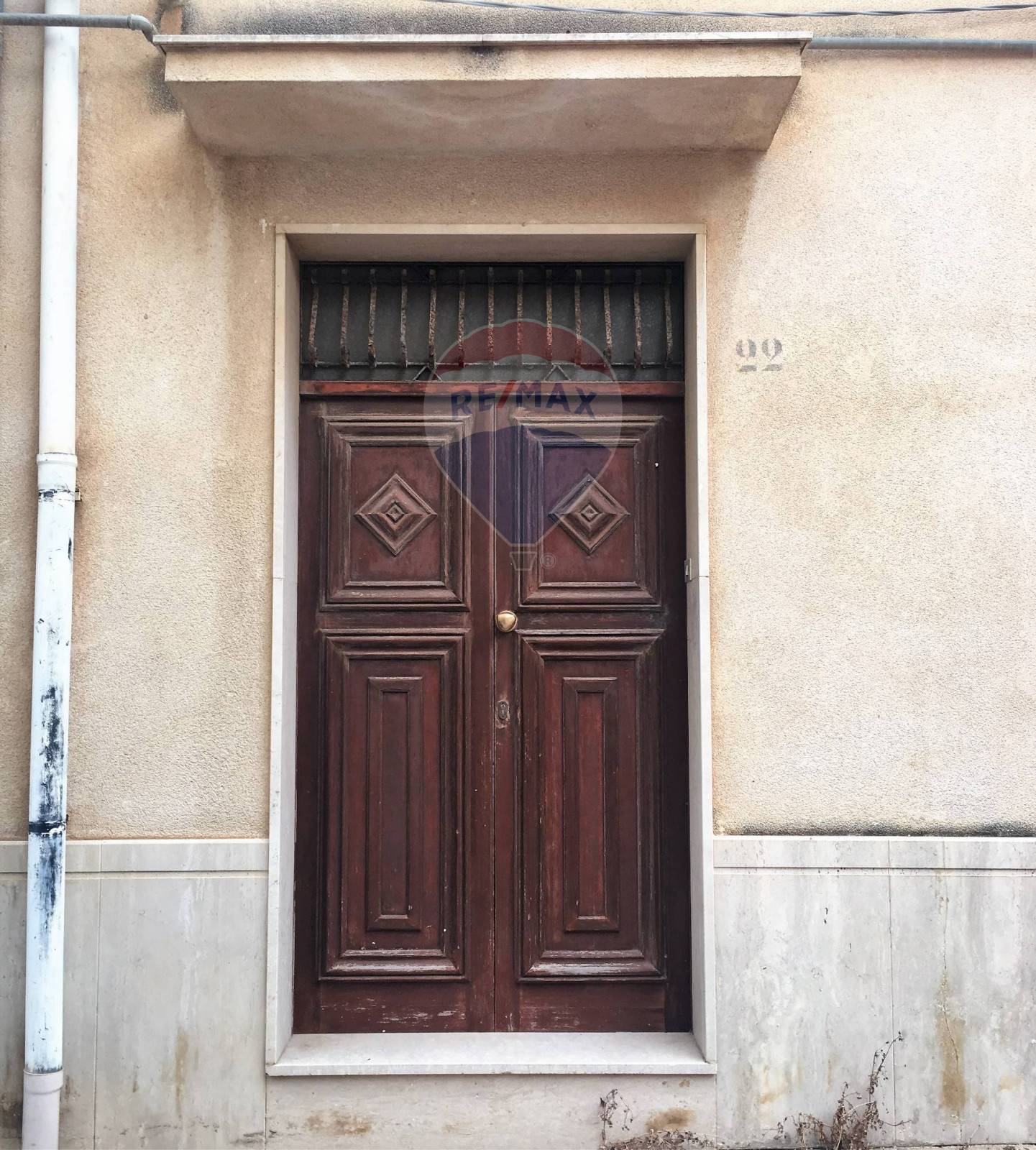 Villa Unifamiliare - Indipendente BALESTRATE vendita    RE/MAX Hunters