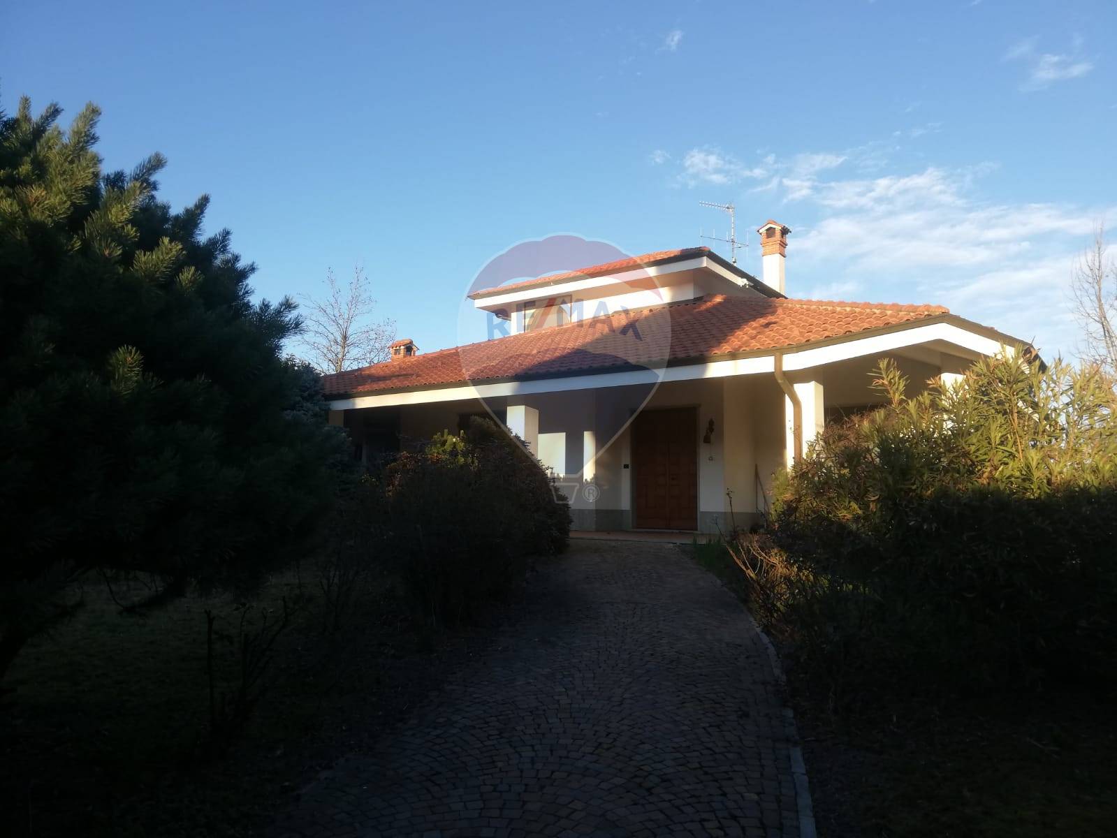 Villa CANELLI vendita    RE/MAX Unit