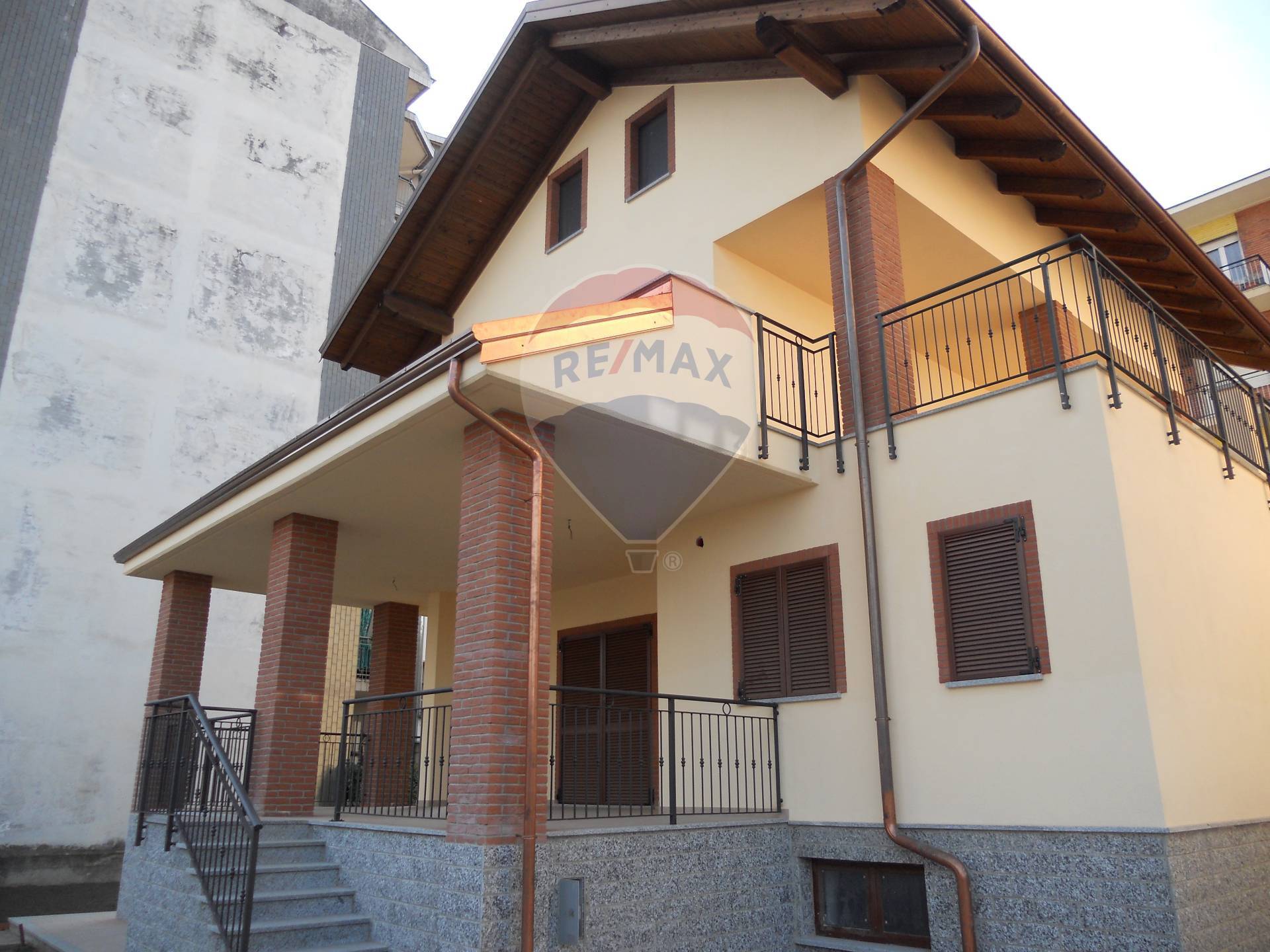 Villa SETTIMO TORINESE vendita    RE/MAX Casa Service