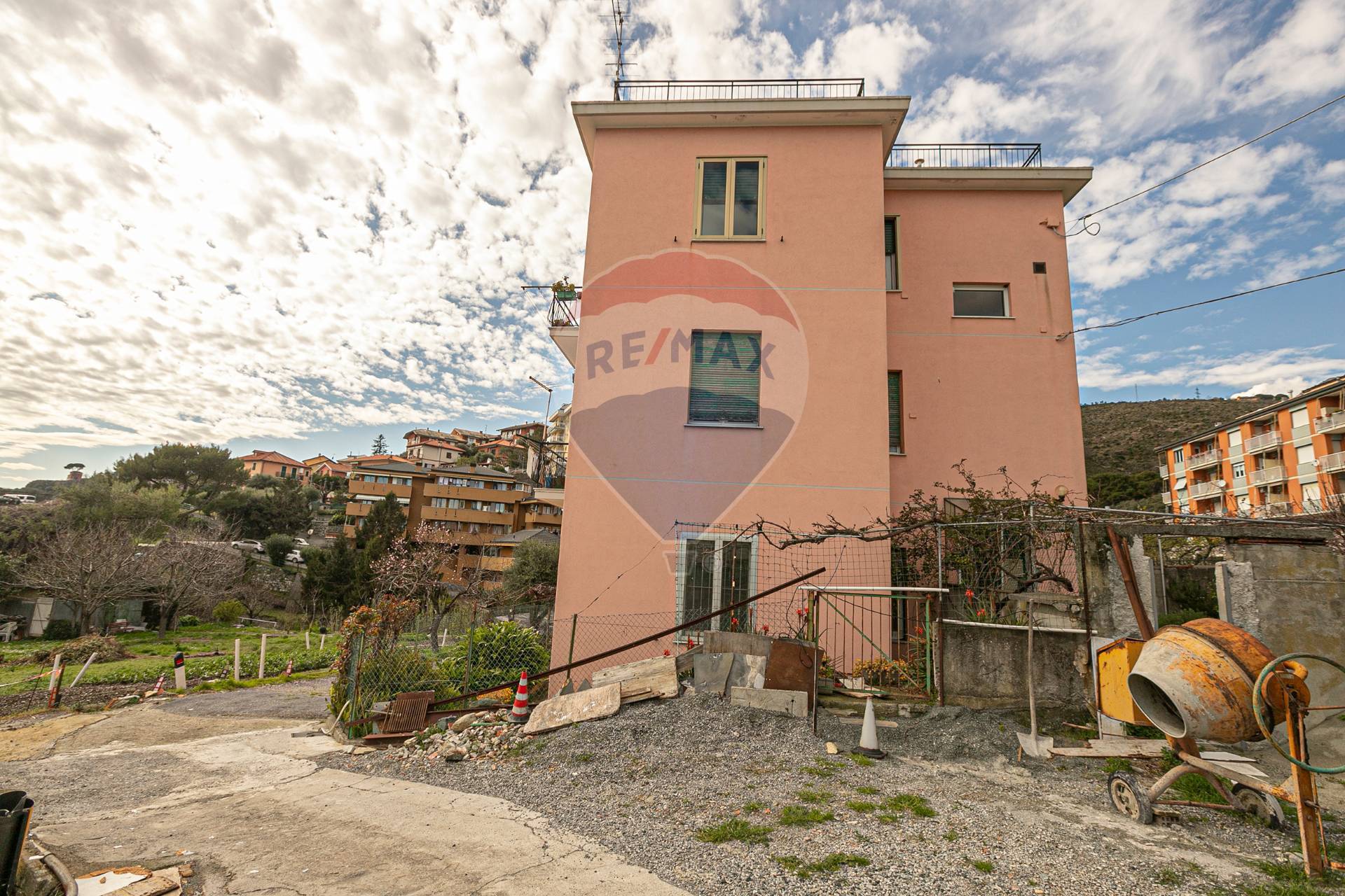 Appartamento ARENZANO vendita  Terralba  RE/MAX Med