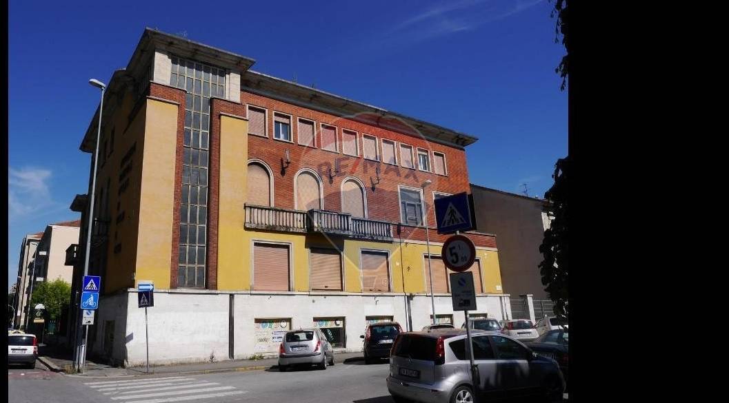  alessandria vendita quart:  re/max unit