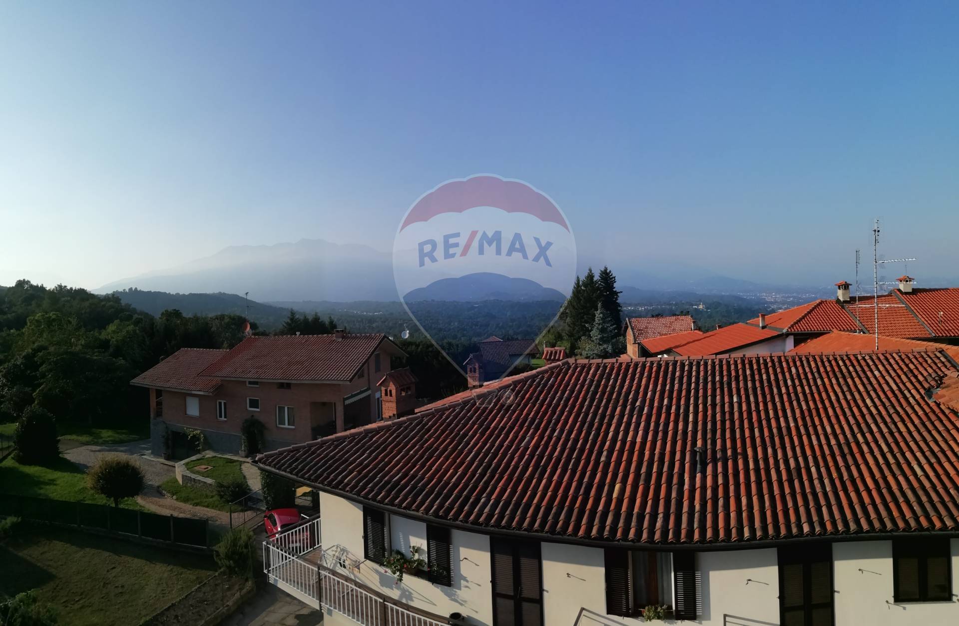 Appartamento ZUBIENA vendita    RE/MAX Unit