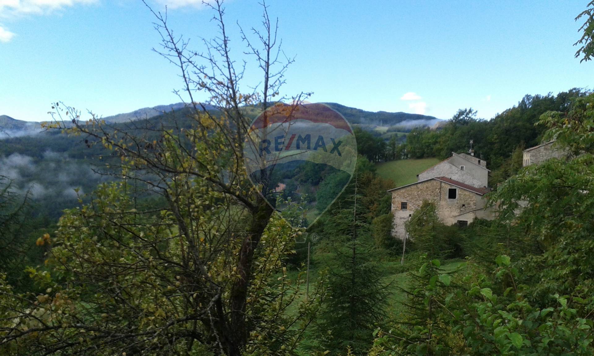 Villa Unifamiliare - Indipendente BARDI vendita    RE/MAX Alfa