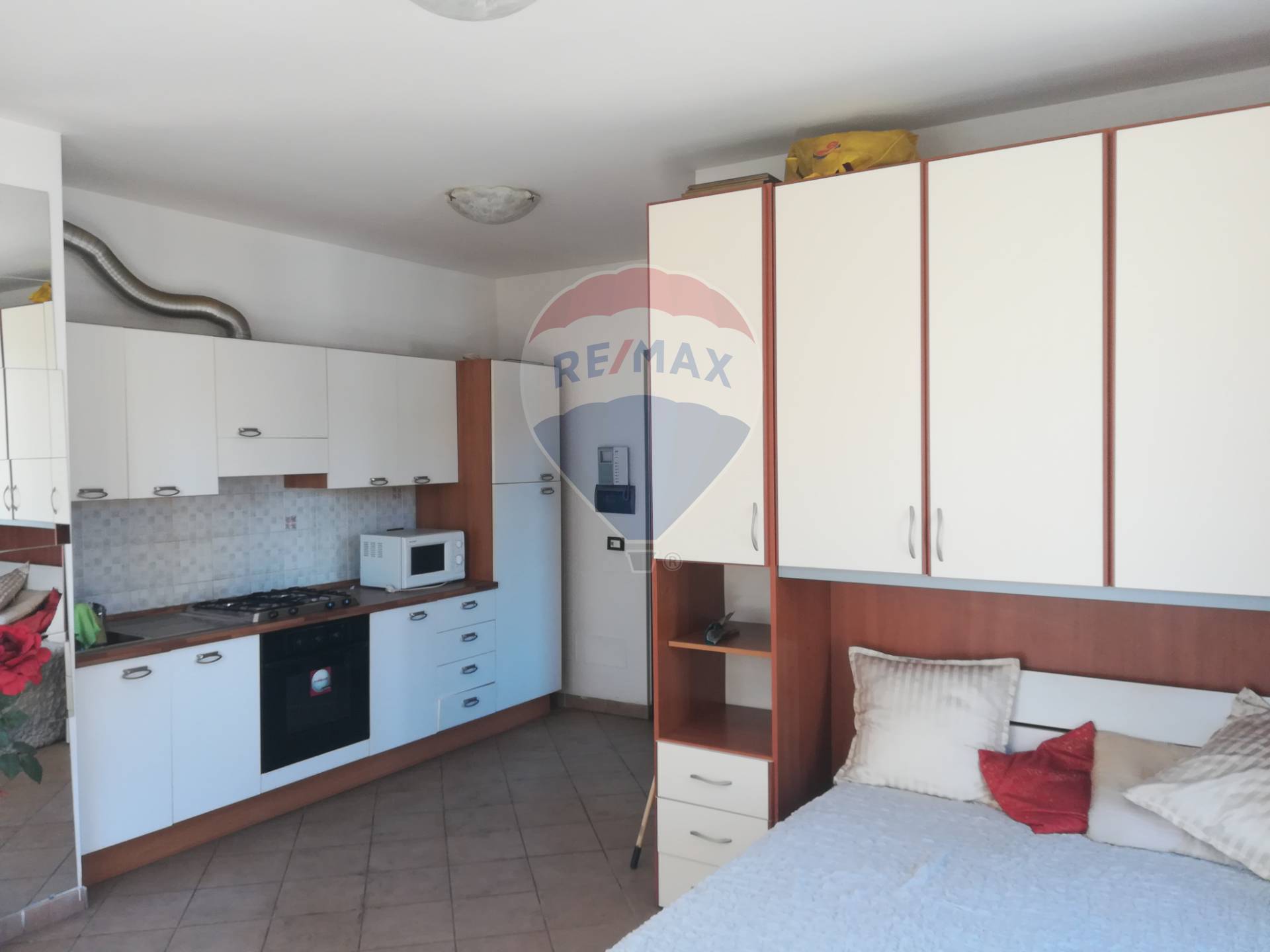 Appartamento CALCO vendita    RE/MAX Vittoria