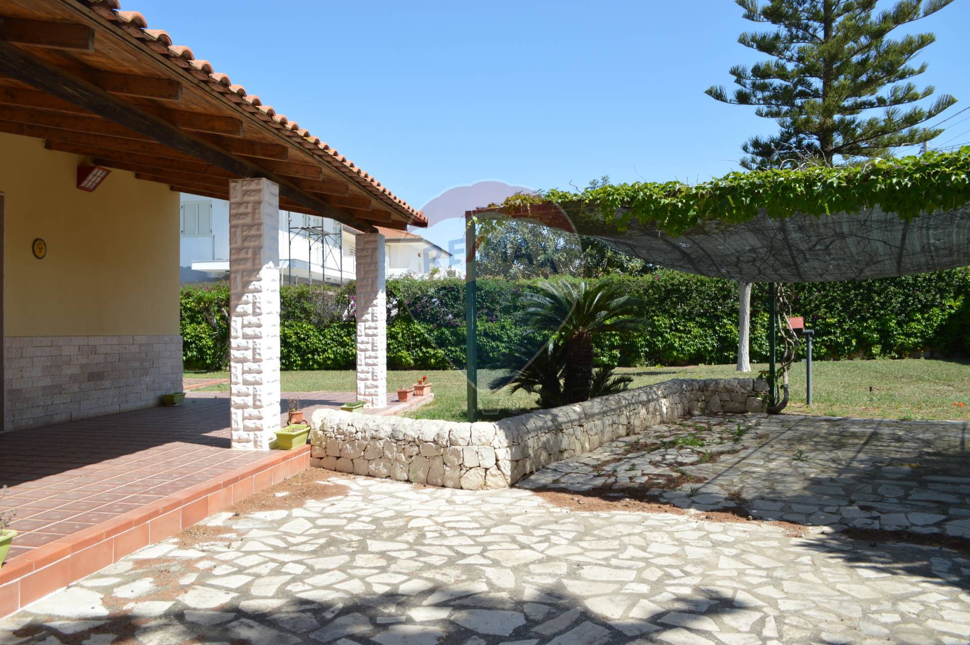 Villa SANTA CROCE CAMERINA vendita    RE/MAX Prima Classe