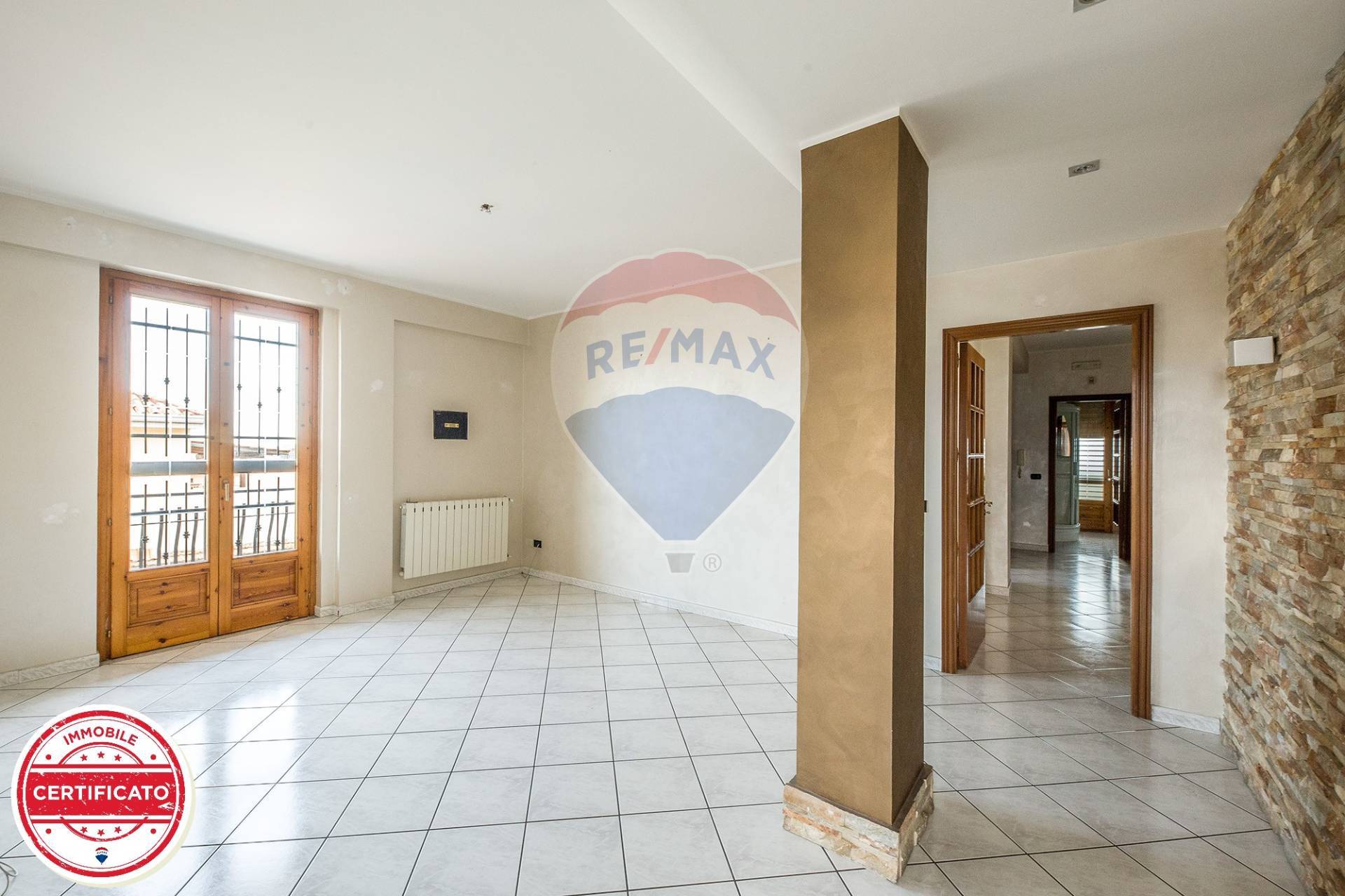  gravina-di-catania vendita quart:  re-max-city-home