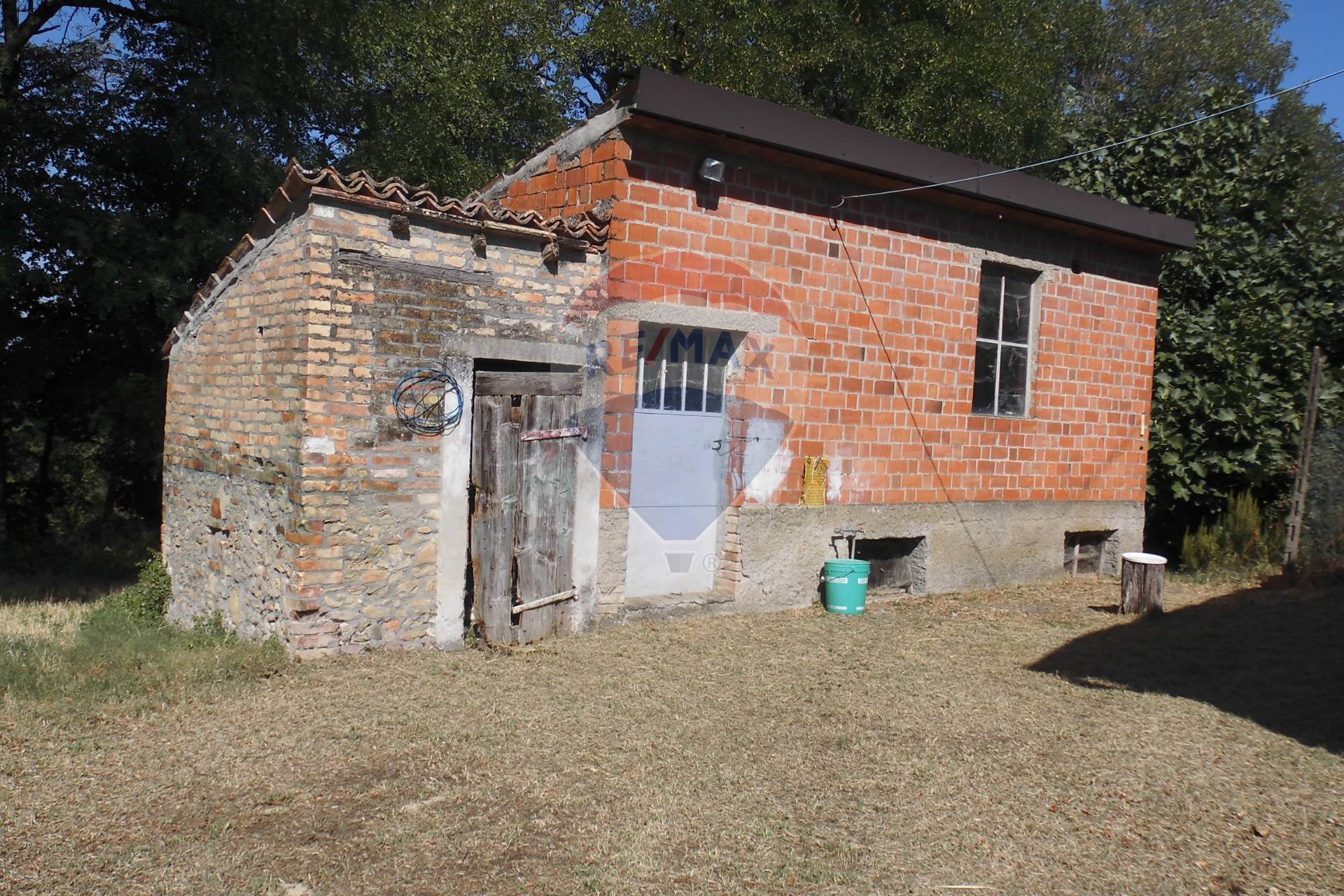 Rustico - Cascina SALSOMAGGIORE TERME vendita  Tabiano (Bagni di Tabiano)  RE/MAX Alfa