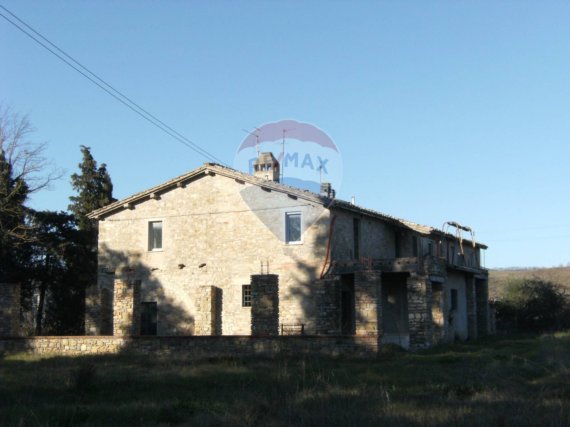 Rustico - Cascina PERUGIA vendita  Ramazzano  RE/MAX Famosa