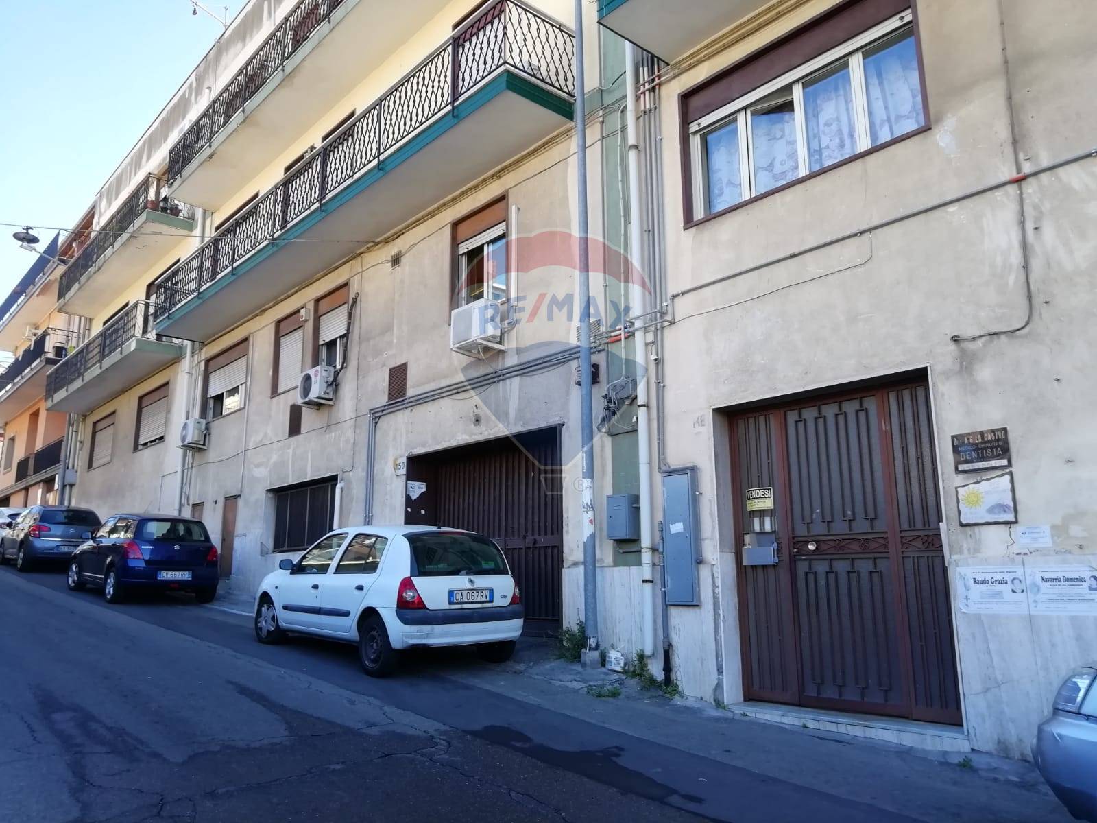  belpasso vendita quart:  re-max-city-home