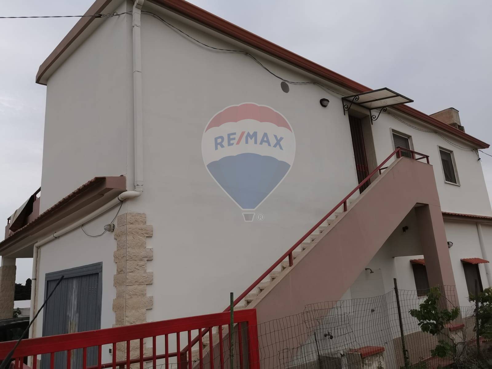 Villa RAGUSA vendita    RE/MAX Prima Classe