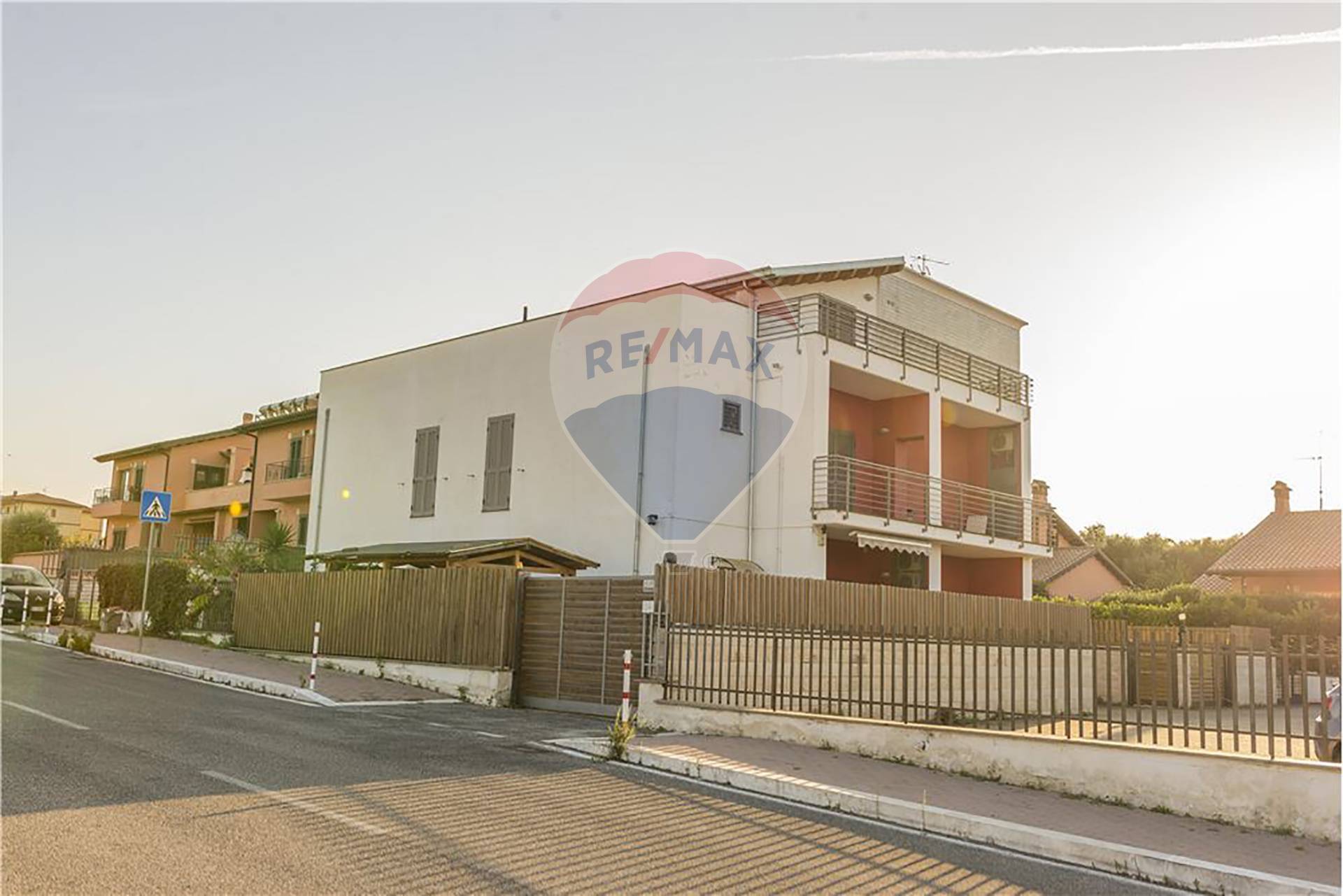 Appartamento ROMA vendita  Castelverde Di Lunghezza  RE/MAX Diamond