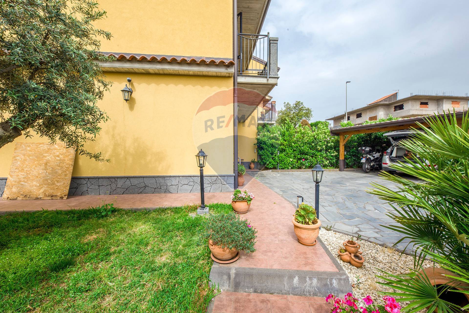 Villa SAN PIETRO CLARENZA vendita    RE/MAX City Home