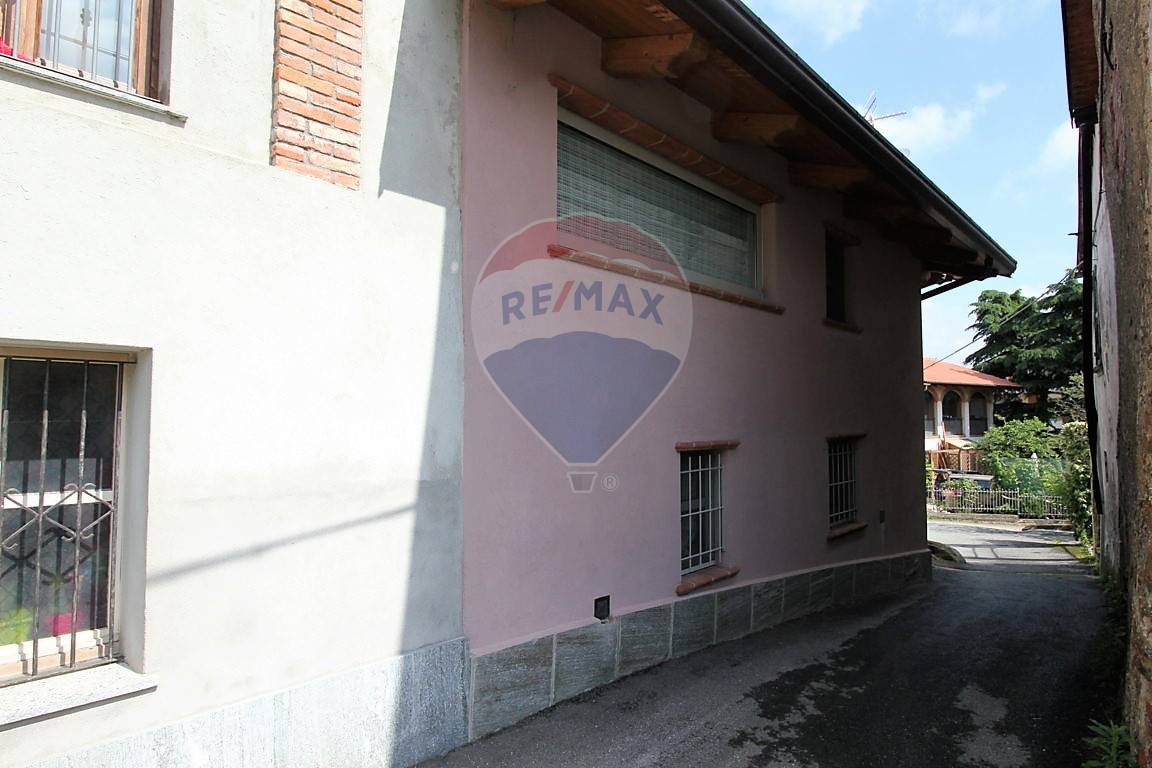 Villa Unifamiliare - Indipendente VAL DELLA TORRE vendita  Brione  RE/MAX Brothers