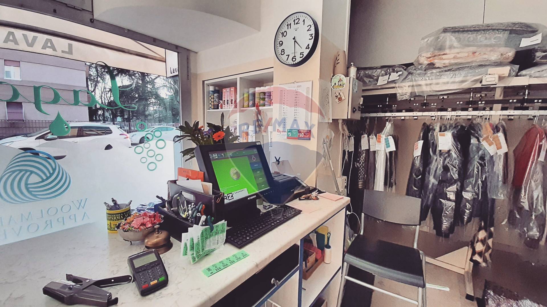 Negozio - Loc.Com. PARMA vendita  Molinetto - Palasport  RE/MAX Alfa