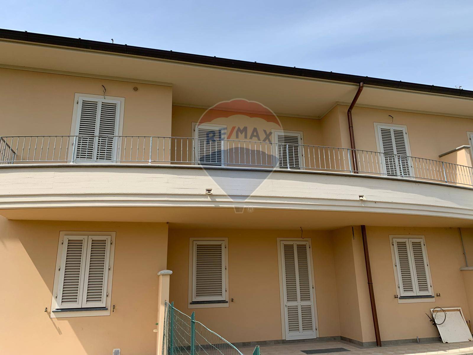 Appartamento LAMPORECCHIO vendita  Cerbaia  RE/MAX Ideale