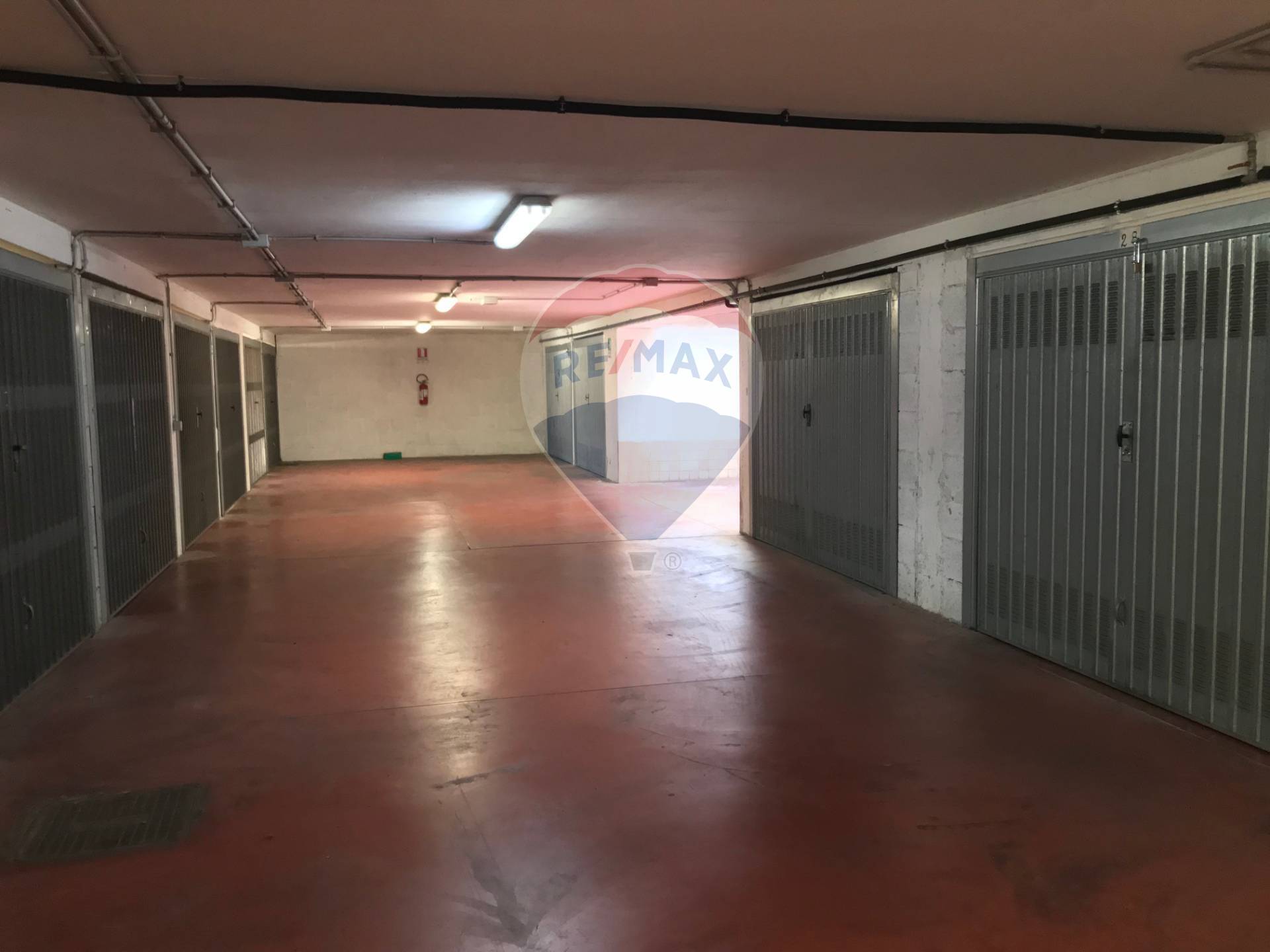  roma vendita quart: grotta perfetta re-max-diamond